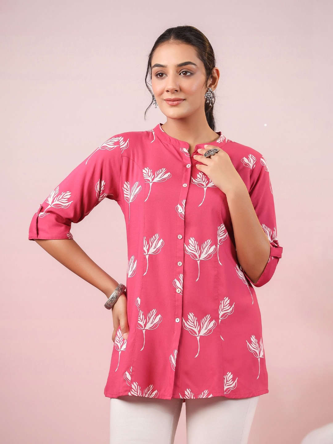 

INDYES Floral Printed Kurti, Pink