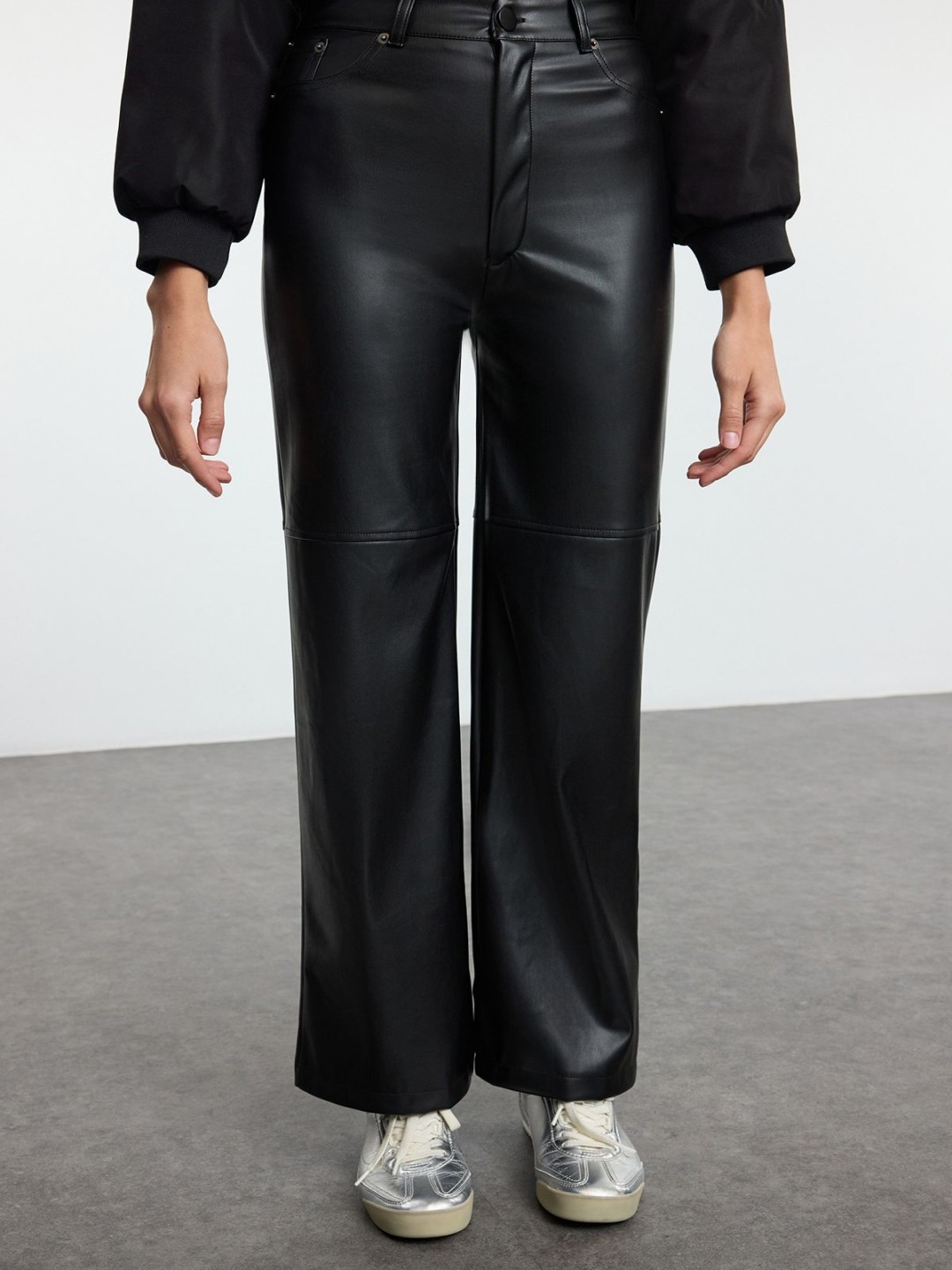 

Trendyol Women Regular Fit Formal Trousers, Black