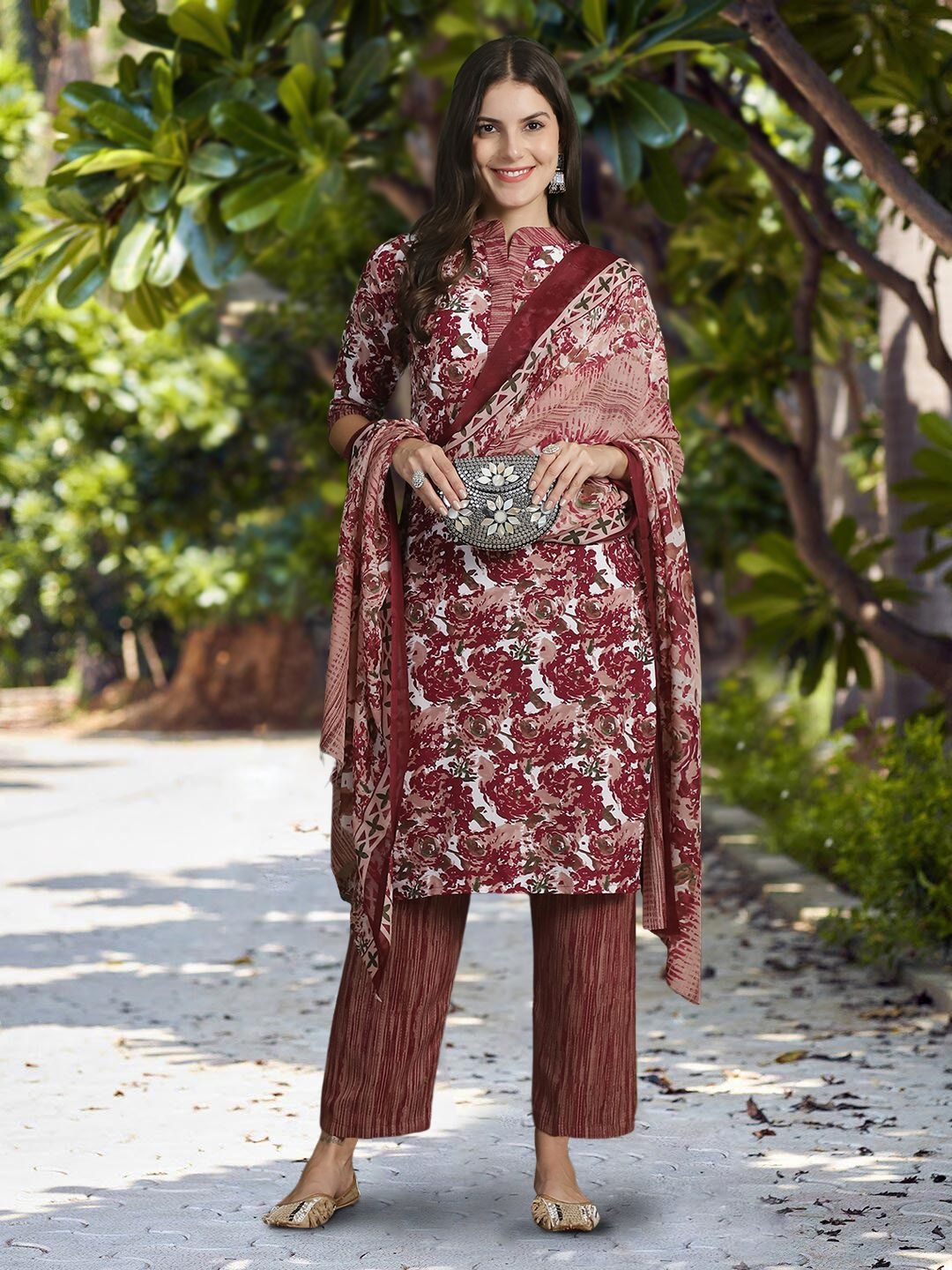 

Moda Rapido Floral Printed Mandarin Collar Straight Kurta With Trouser And Dupatta, Maroon