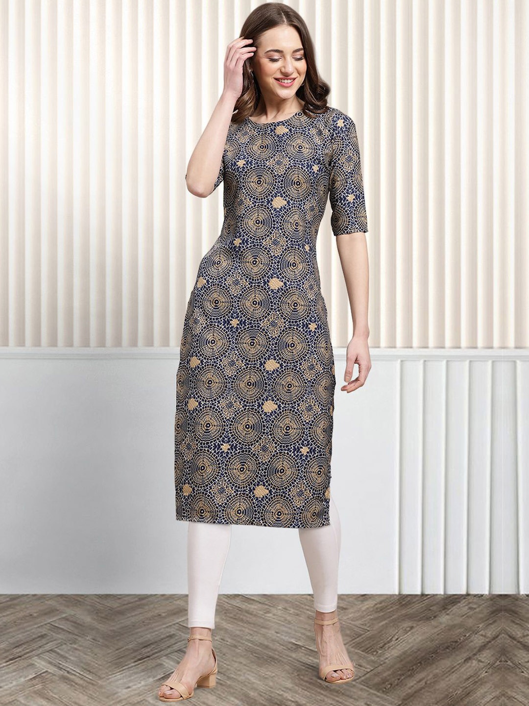 

Moda Rapido Ethnic Motifs Printed Round Neck Straight Kurta, Navy blue