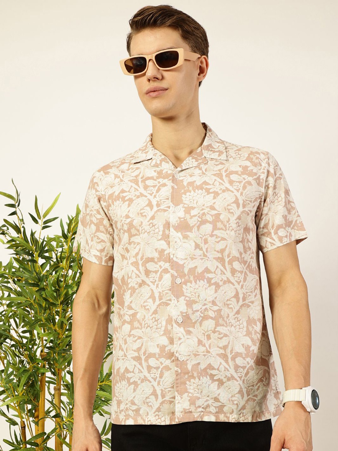 

Mast & Harbour Men Cuban Collar Floral Printed Cotton Casual Shirt, Pink