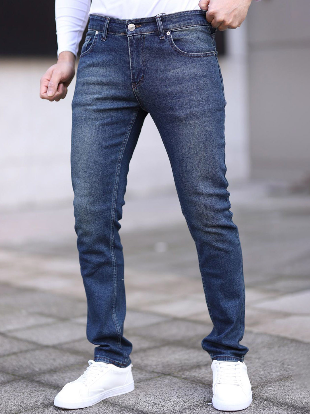 

Trendyol Men Mid-Rise Regular Fit Jeans, Blue