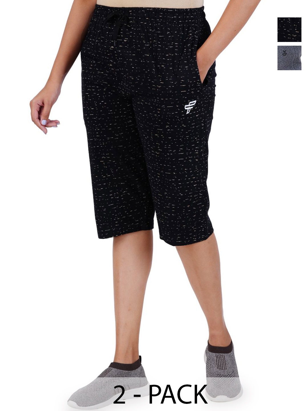 

FEEL TRACK Women Printed Capris, Black