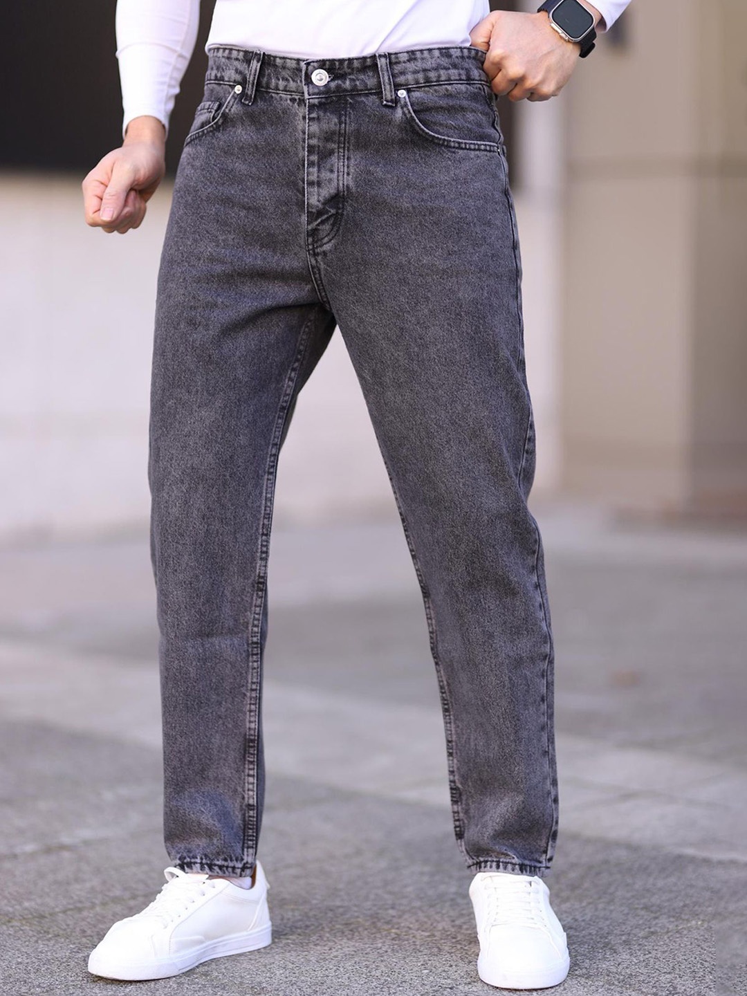 

Trendyol Men Heavy Fade Jeans, Grey