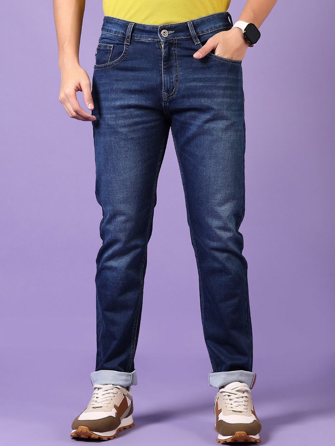 

V-Mart Men Light Fade Jeans, Blue