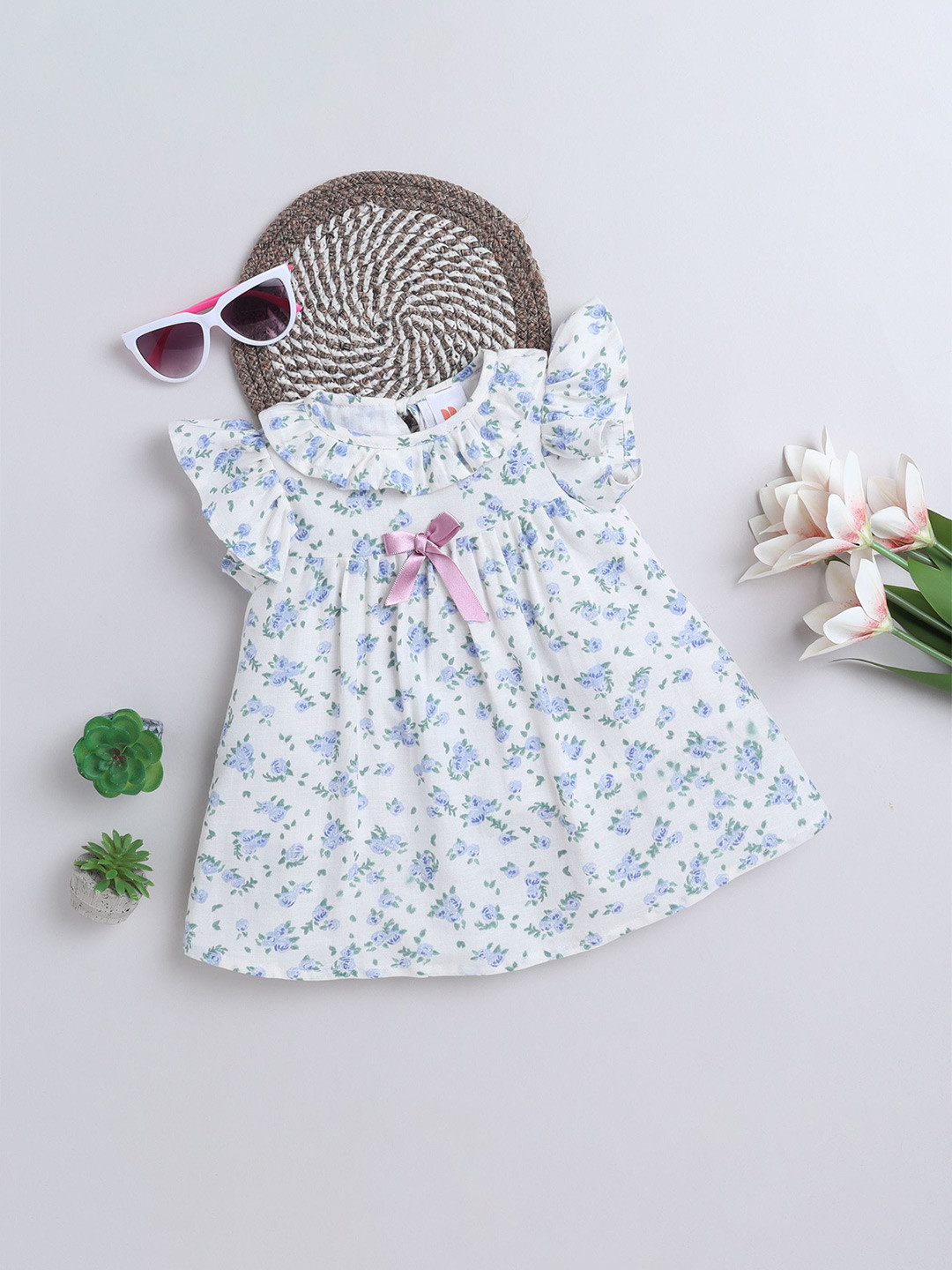

MANY FROCKS & Girls Floral Printed Flutter Sleeve Pure Cotton Empire Dress, White