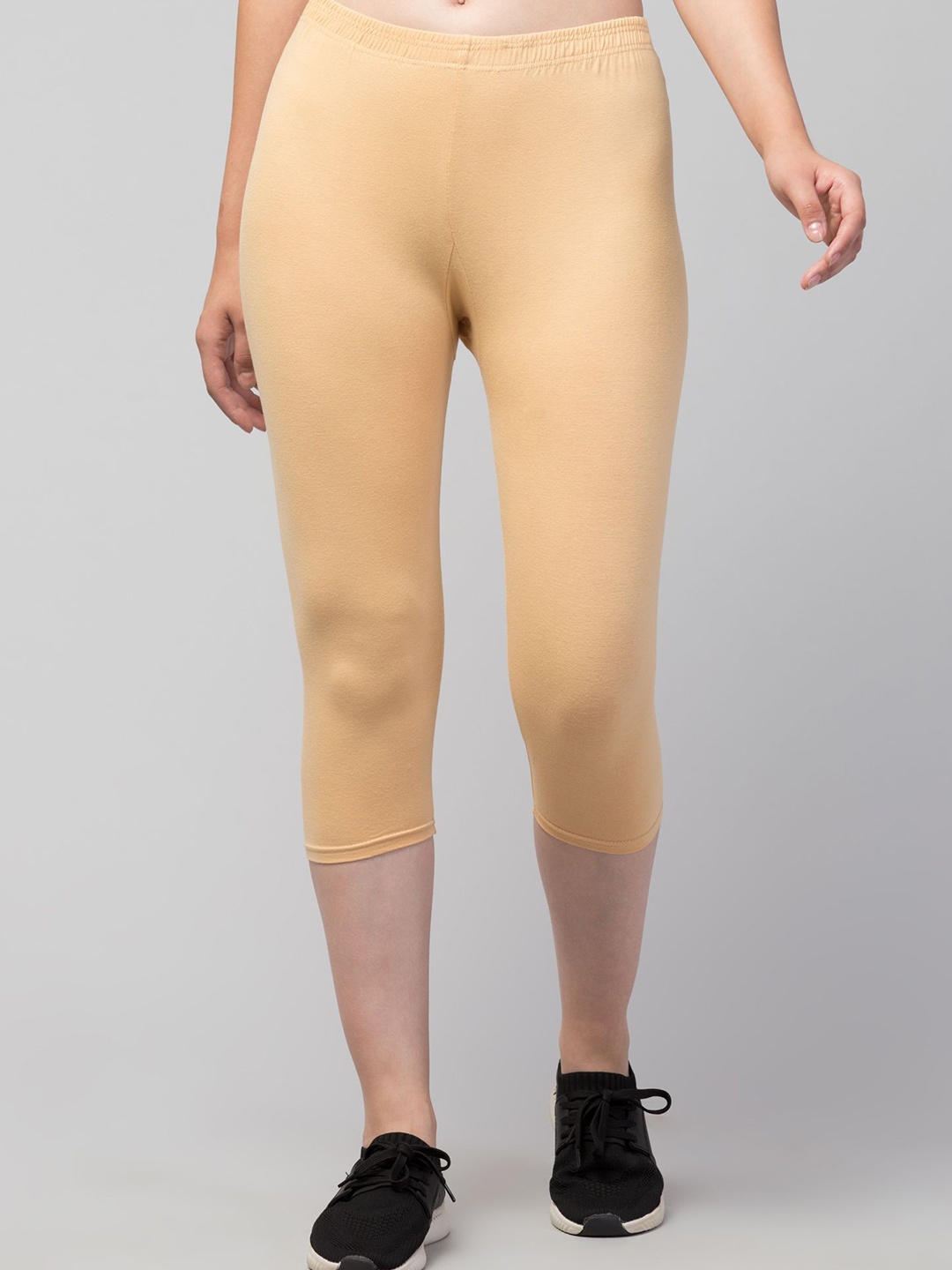 

UllasPemium Women Skinny Fit Capris, Beige