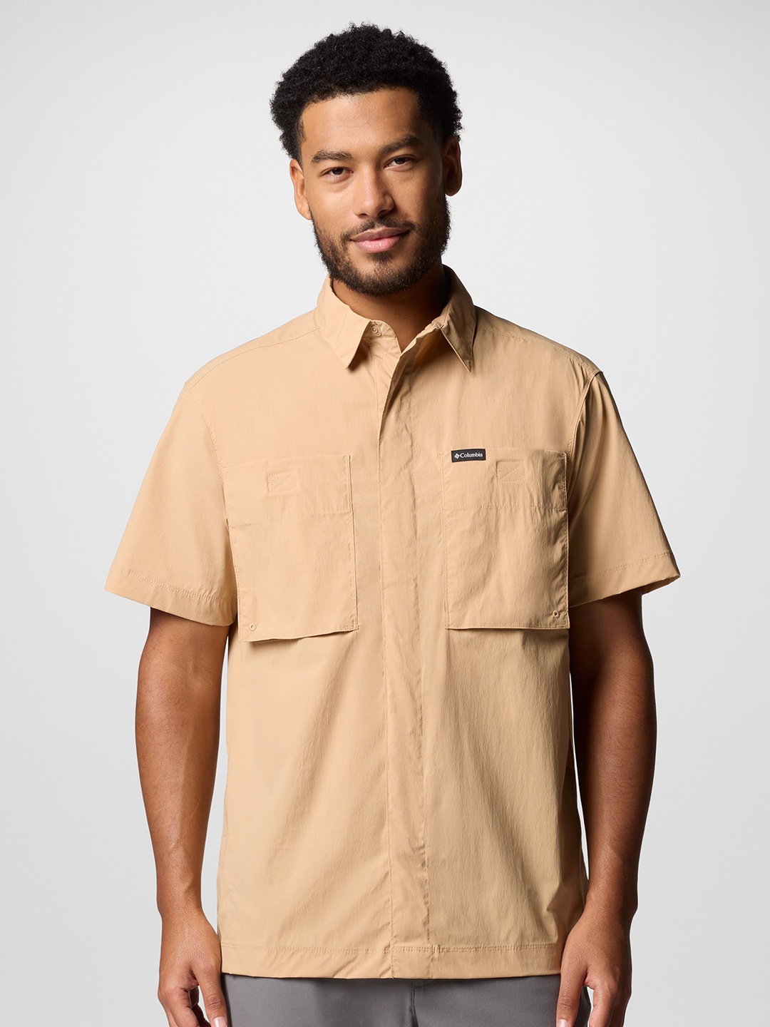 

Columbia Men Classic Fit Spread Collar Solid Casual Shirt, Beige