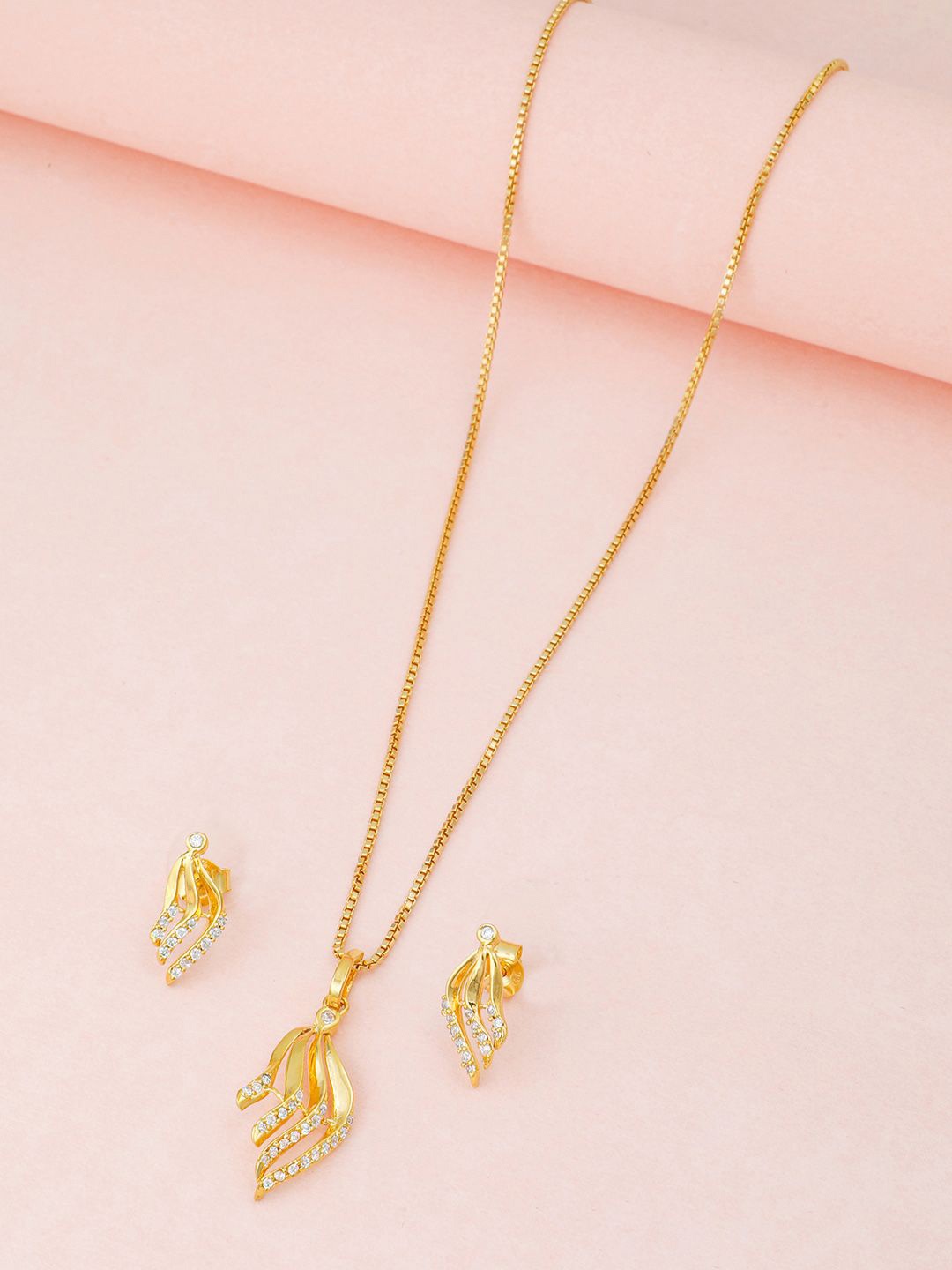 

MAIRA 925 Sterling Silver Gold-Plated Cubic Zirconia Studded Jewellery Set