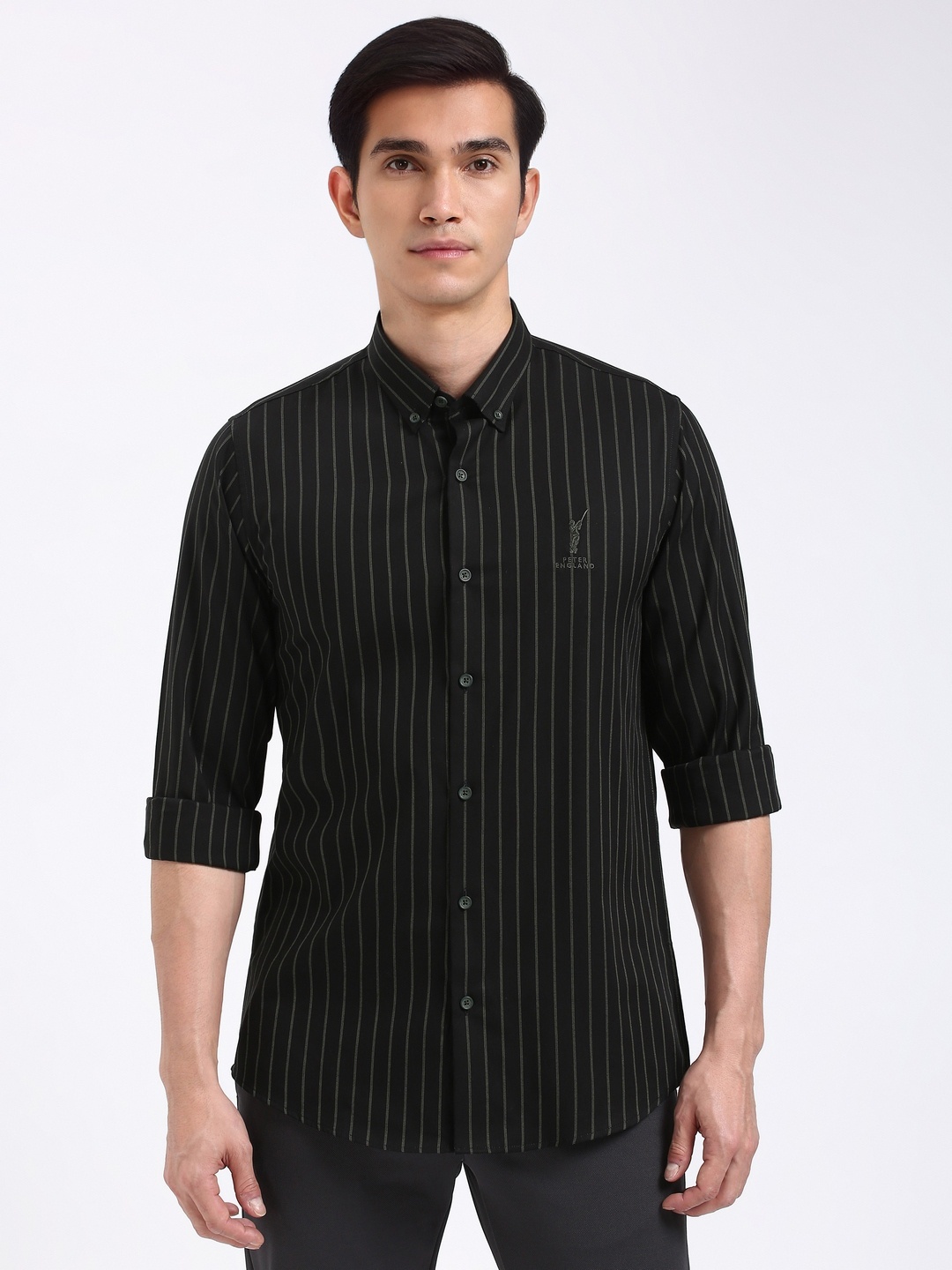 

Peter England Casuals Men Slim Fit Opaque Striped Casual Shirt, Black