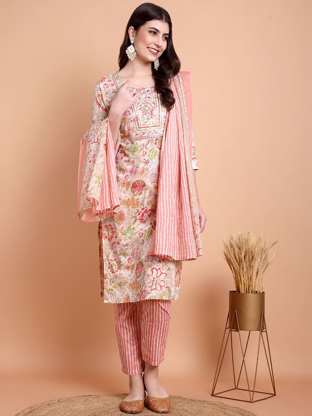 

WILL BOTTOM Women Floral Embroidered Regular Thread Work Pure Cotton Kurta with Trousers & With Dupatta, Pink