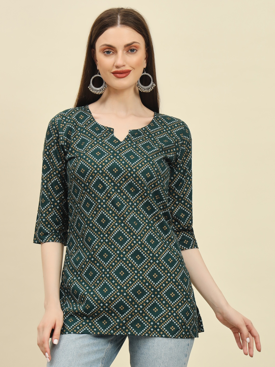 

HYTEN Women Floral Printed Round Neck Kurti, Green