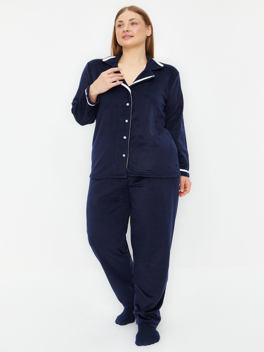 

Trendyol Lapel Collar Neck Long Sleeves Night suit, Navy blue