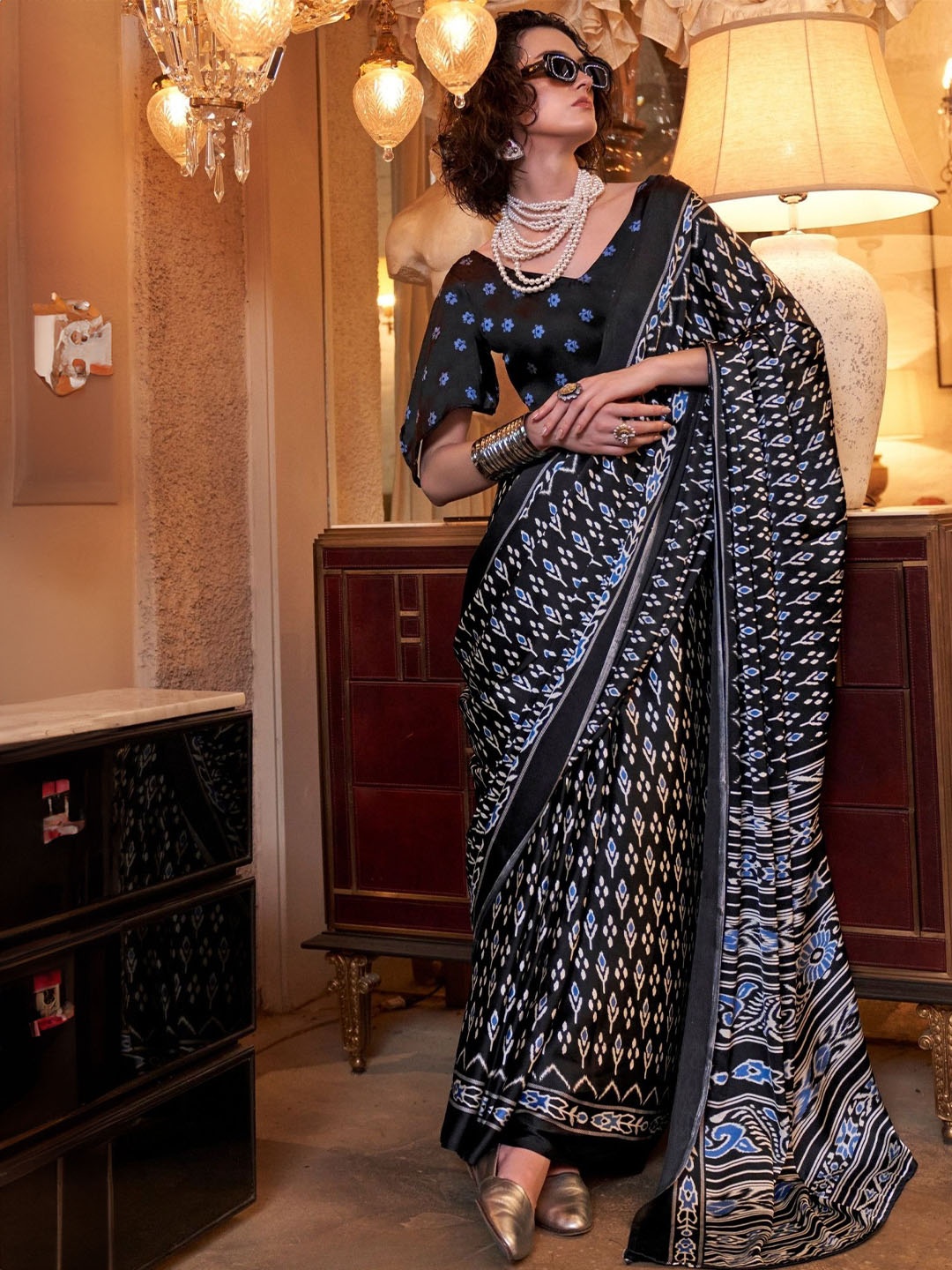 

MySilkLove Patola Printed Satin Saree, Black