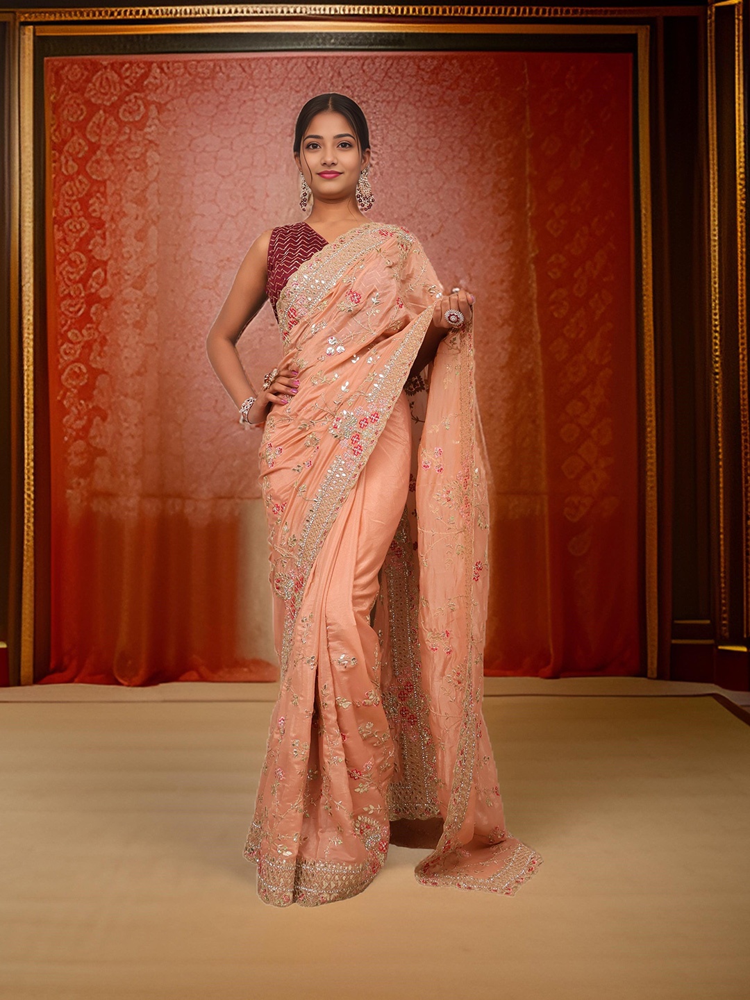 

Shreekama Floral Embroidered Saree, Peach