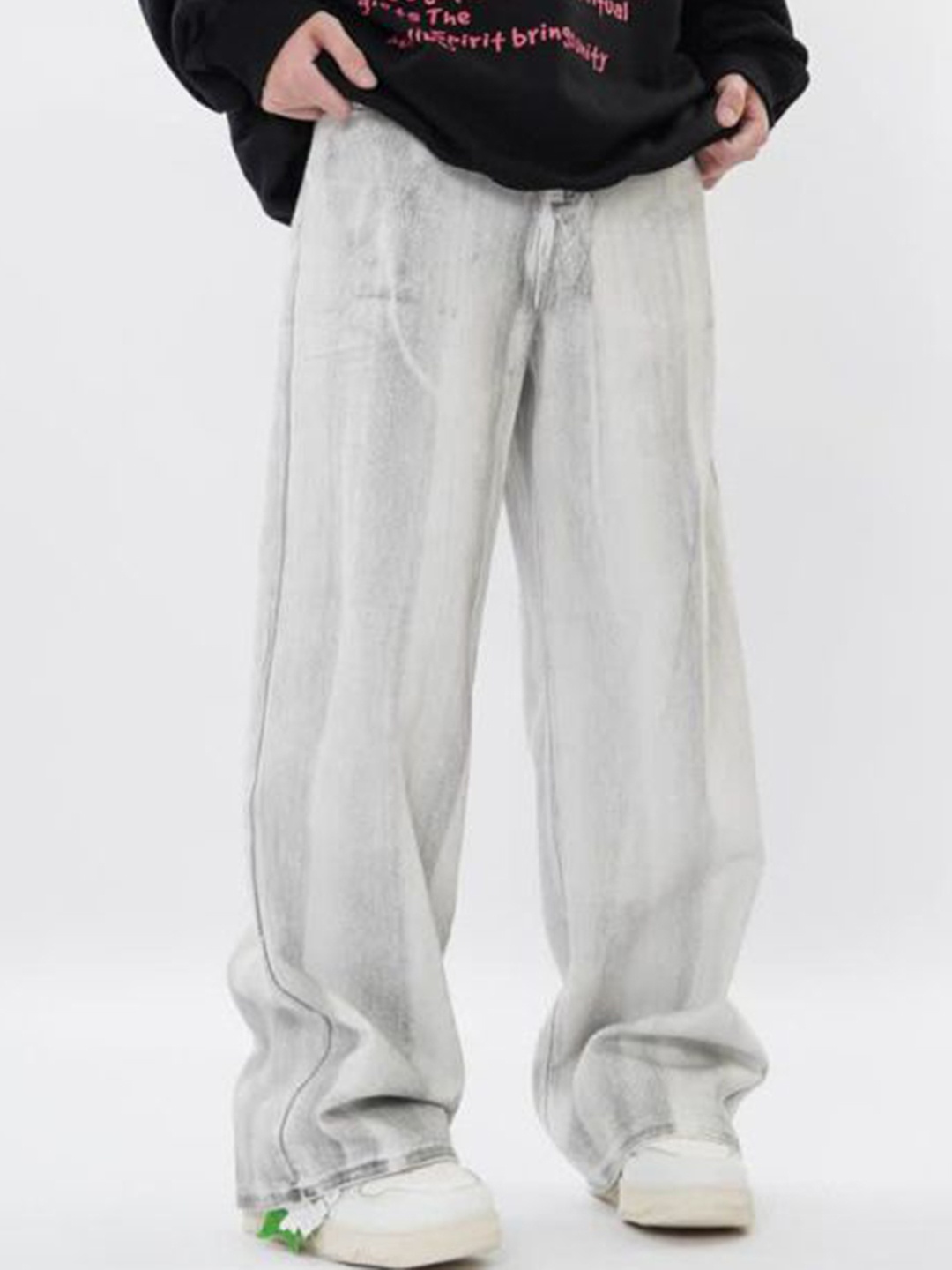 

StyleCast x Revolte Men Wide Leg Light Fade Jeans, White