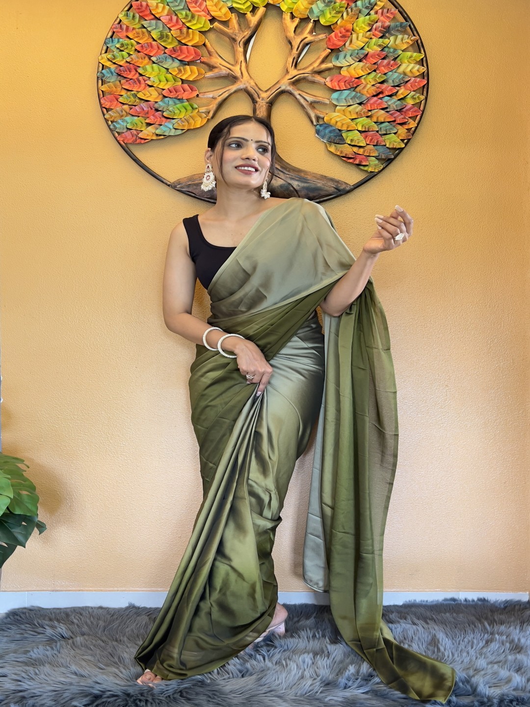

ZIBLON Ombre Dyed Pure Chiffon Saree, Green