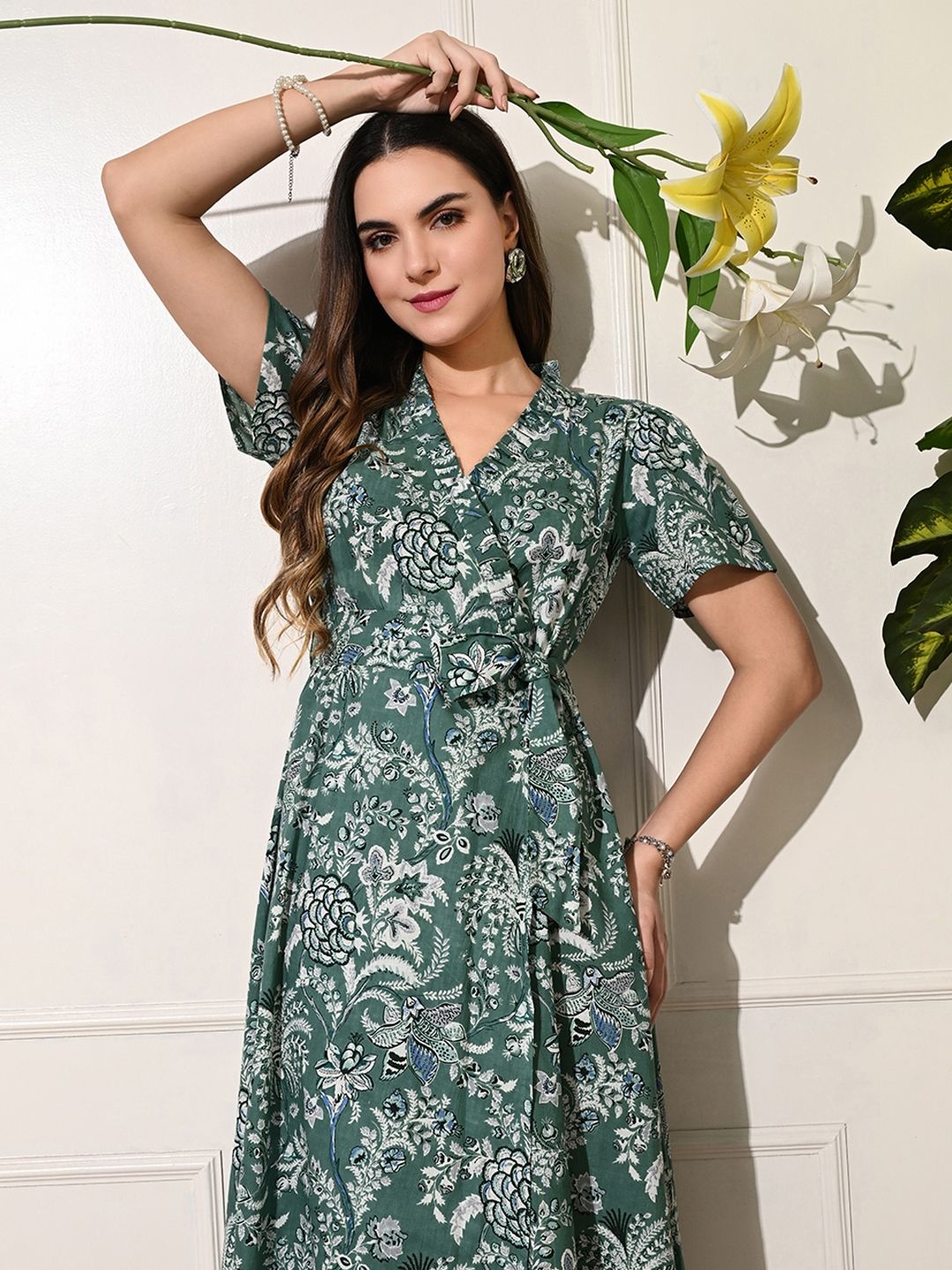 

DECKEDUP Women Cotton V-Neck Floral Printed Midi Dress, Teal