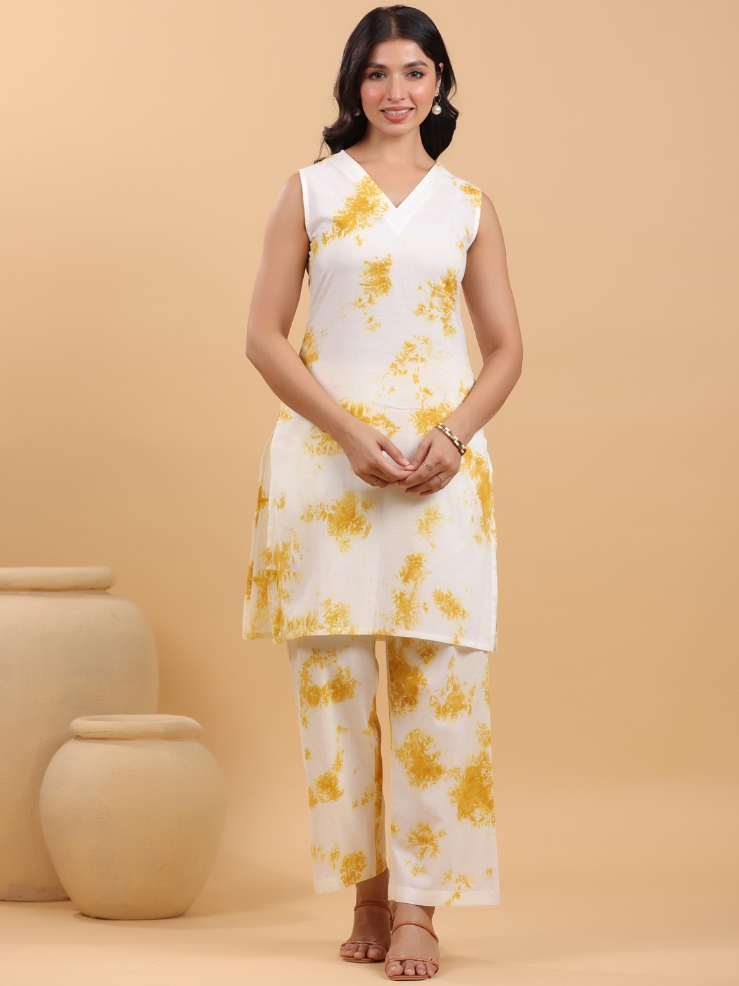 

Janasya Women Regular Pure Cotton Kurta with Trousers, Cream