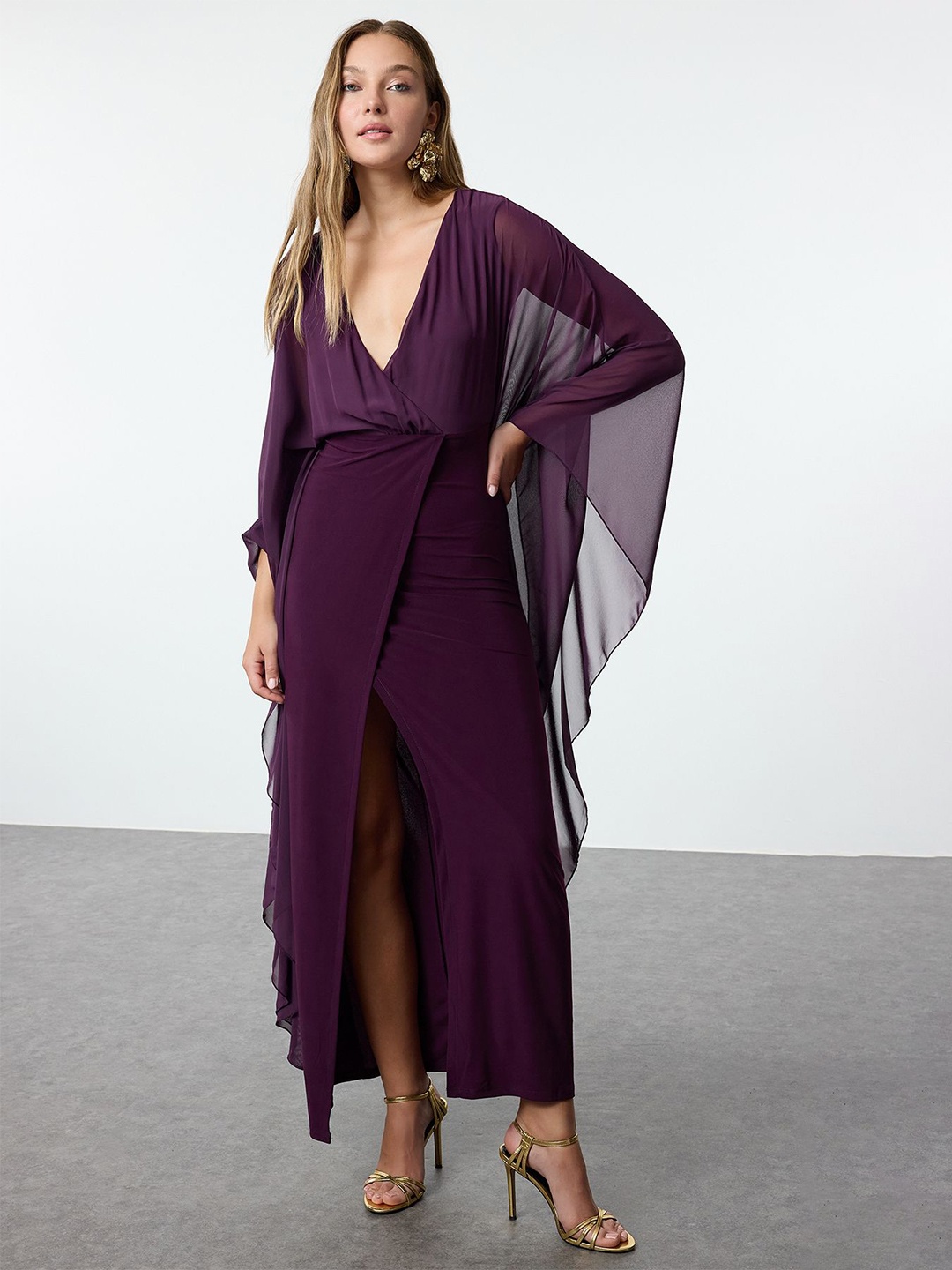 

Trendyol Women V-Neck Batwing Sleeve Wrap Midi Dress, Purple