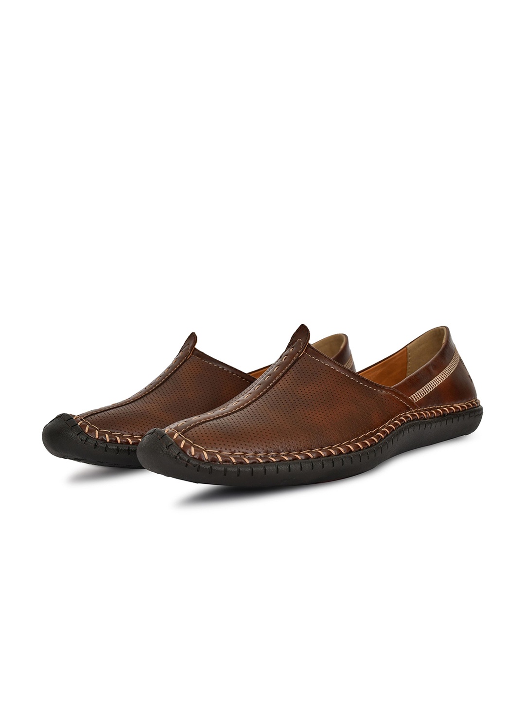 

Big Boon Men Lightweight Round Toe Mojaris, Brown