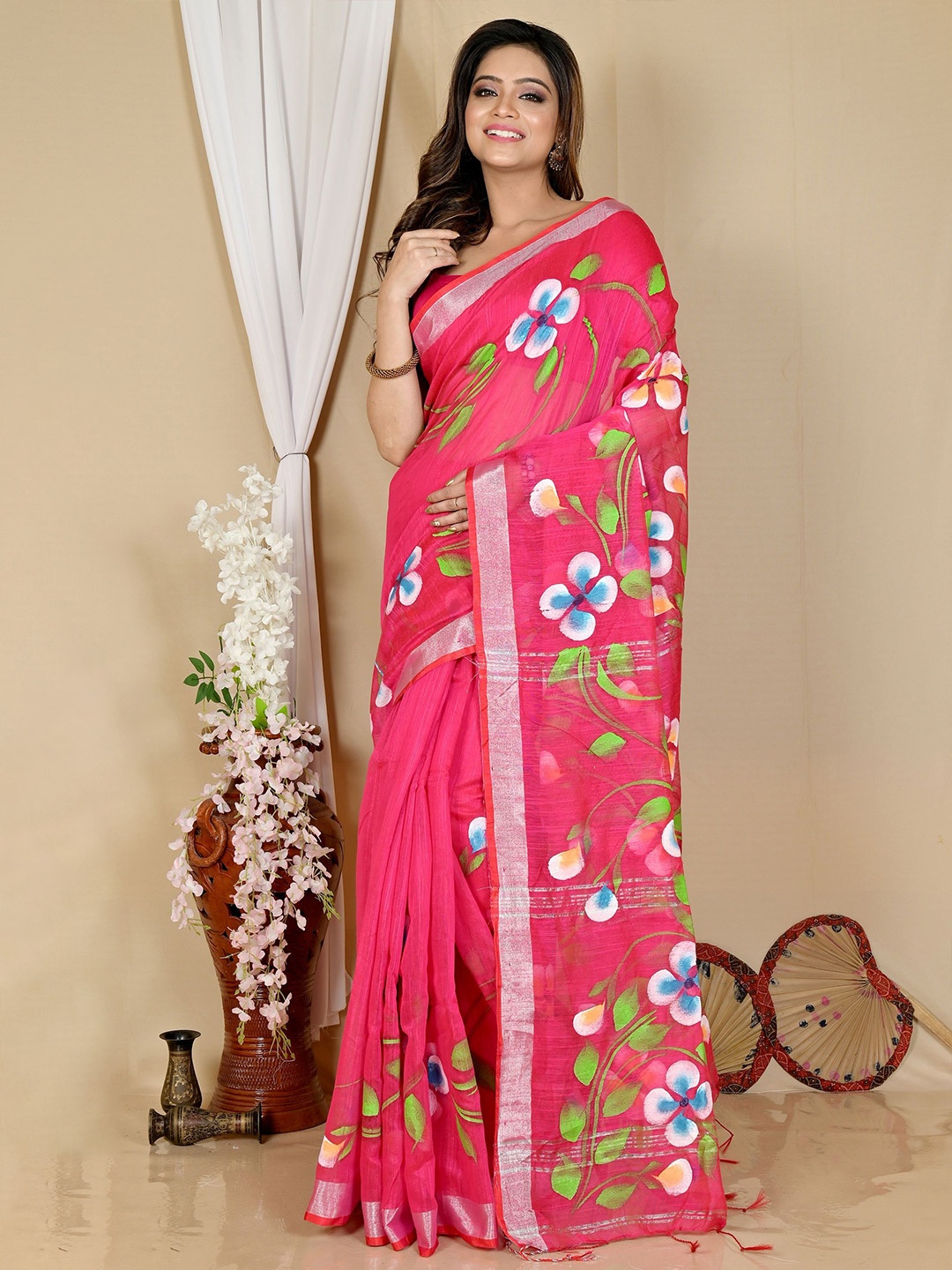 

PuJoy Handloom Taant Saree, Pink