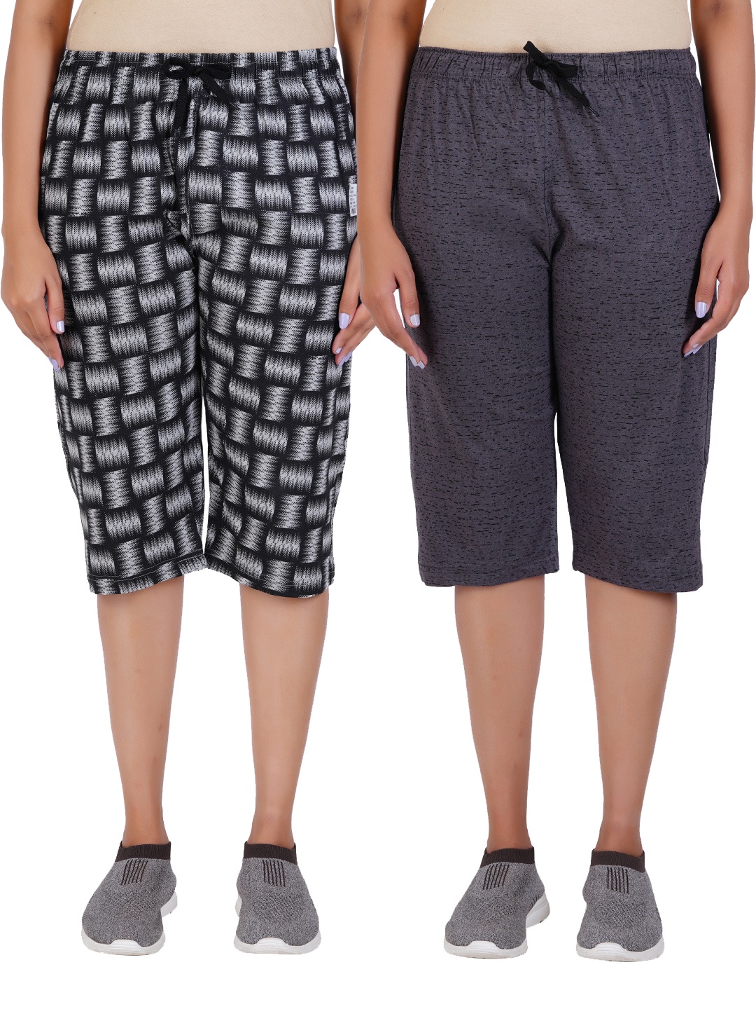 

FEEL TRACK Women Printed Capris, Grey