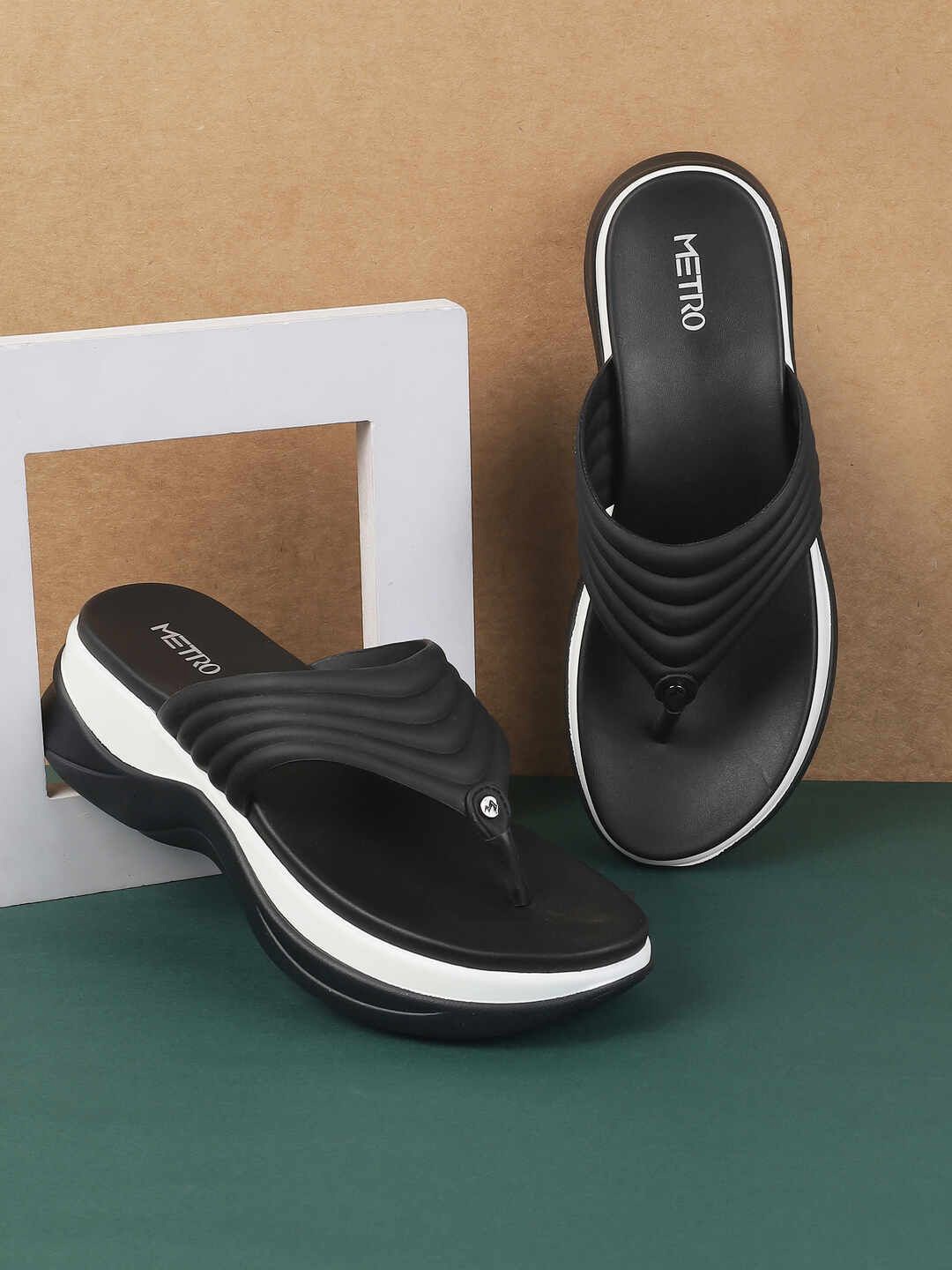 

Metro Open Toe Comfort Heel Sandals, Black