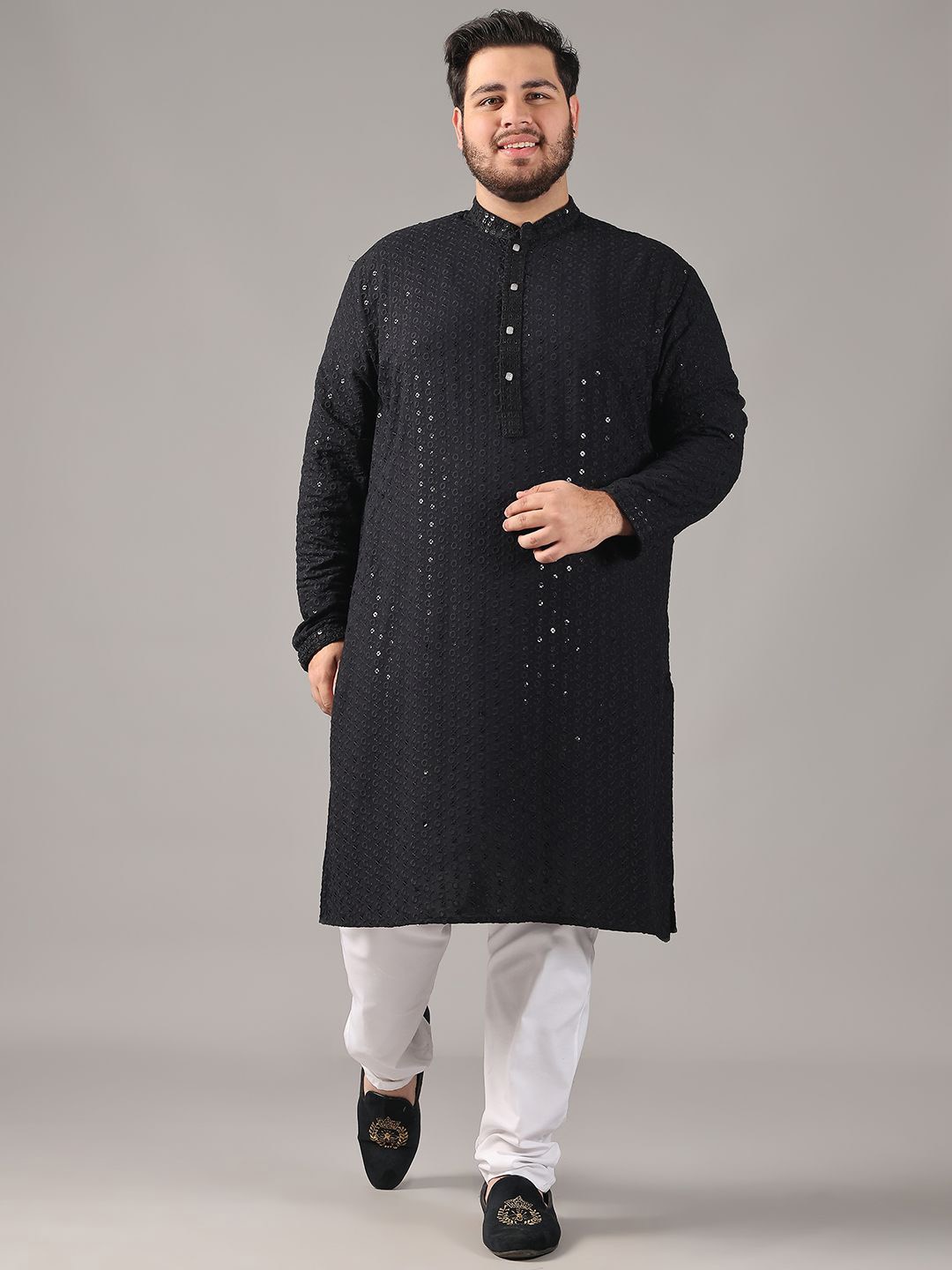 

SOJANYA PLUS Plus Size Men Ethnic Motifs Embroidered Pure Cotton Straight Kurta & Pyjamas, Black