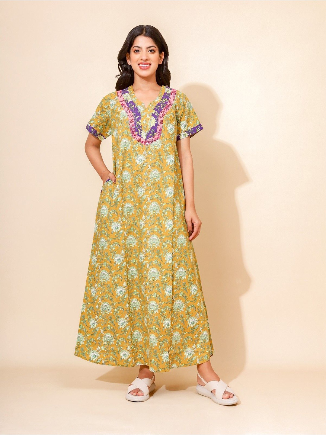 

YELLOW BLOOM Printed Maxi Nightdress, Green