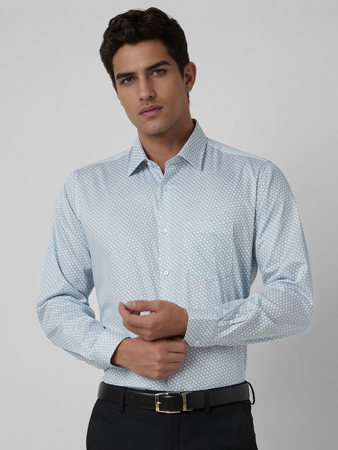 

Van Heusen Men Spread Collar Geometric Printed Cotton Formal Shirt, White