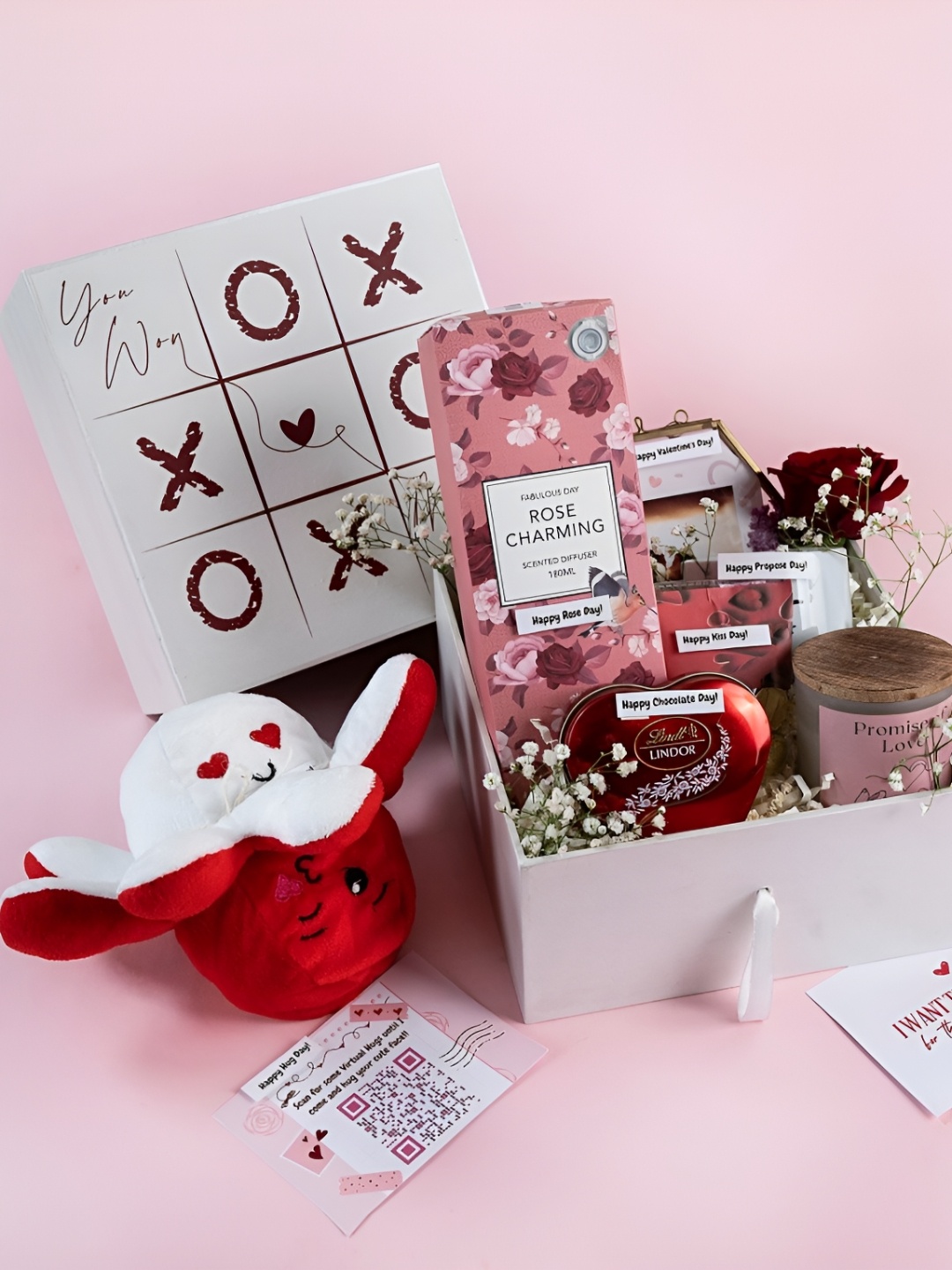 

Giftcarnation Valentine's Week Gift Hamper, White