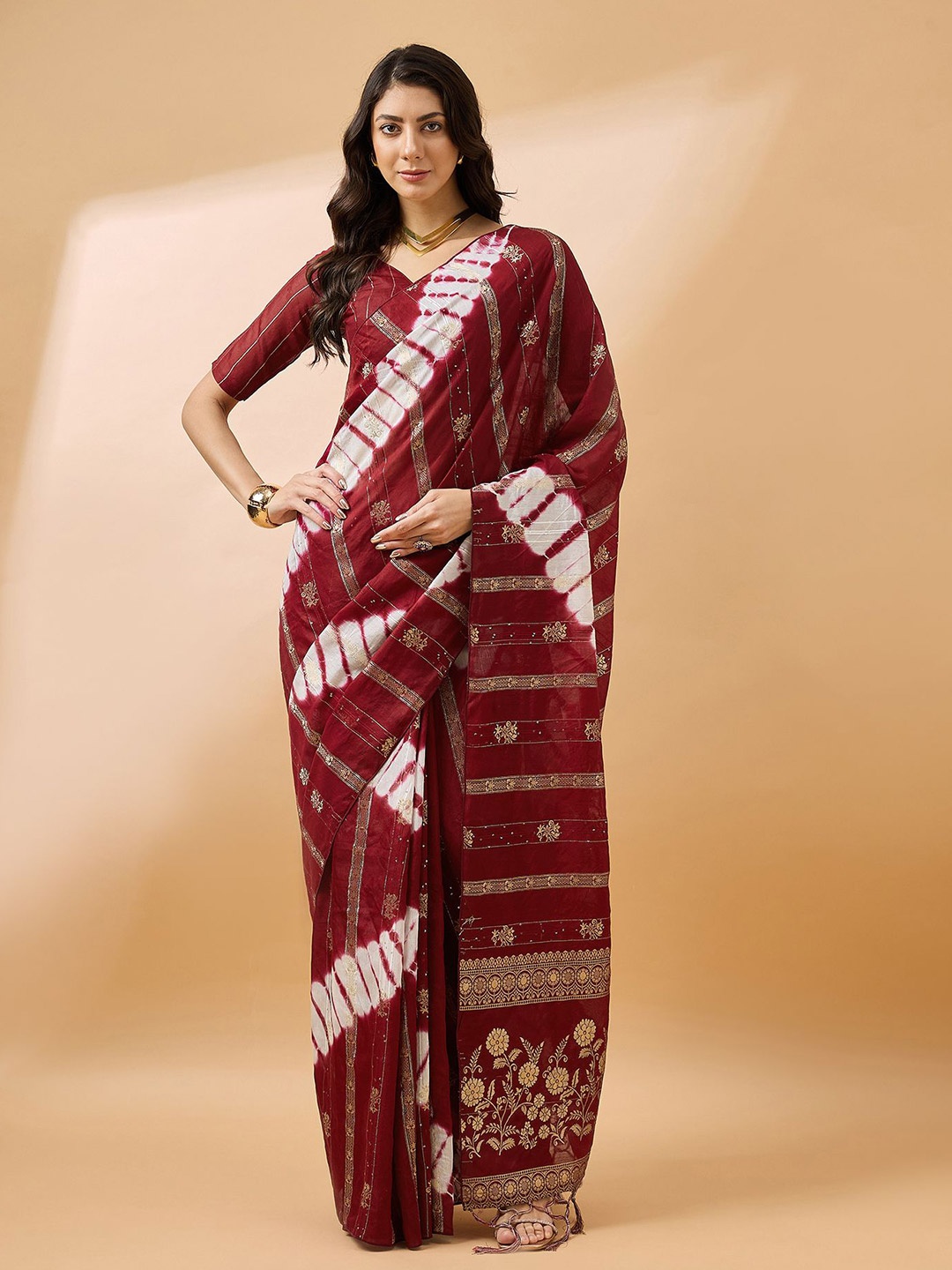 

KIMISHA Woven Design Zari Saree, Maroon