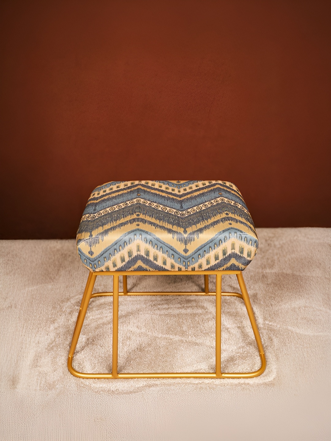 

Decoghar Beige & Grey Chevron Printed Square Shaped Jute Cotton Metallic Stool