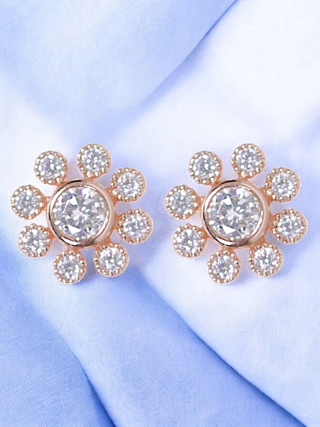 

Taraash 925 Sterling Rose Gold-Plated CZ Studded Floral Round Shaped Studs, Silver