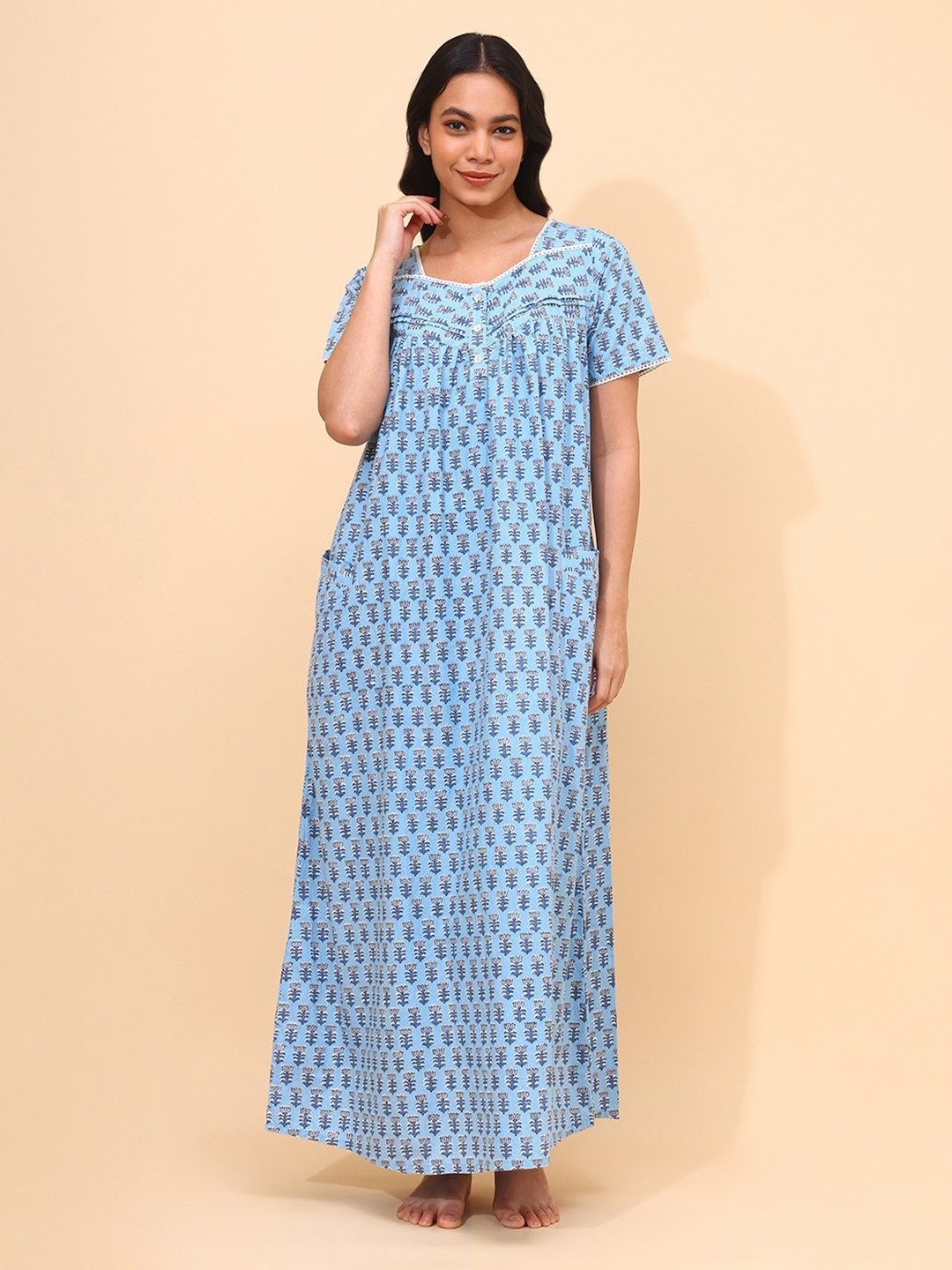 

YELLOW BLOOM Women Printed Maxi Nightdress, Blue