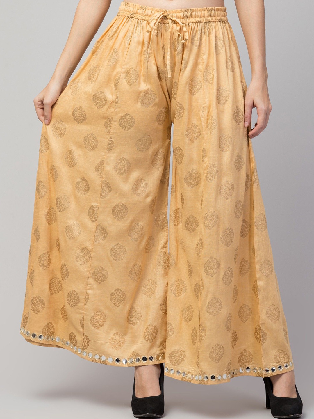 

FAMBEE Women Floral Printed Flared Palazzos, Beige