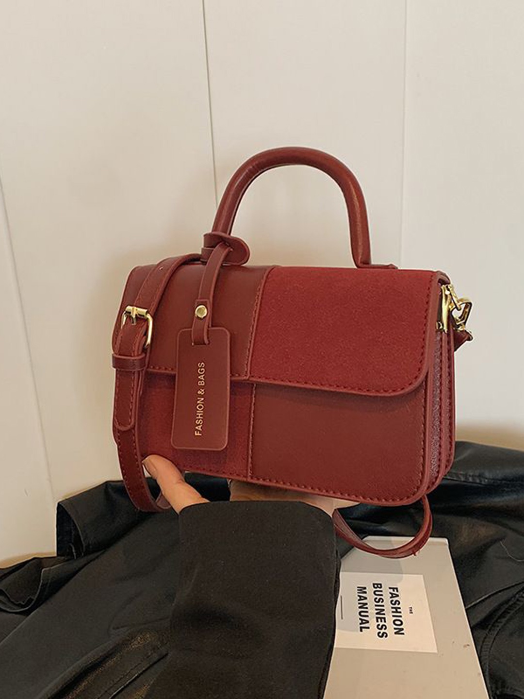 

StyleCast Women Solid Structured Handheld Bag, Maroon