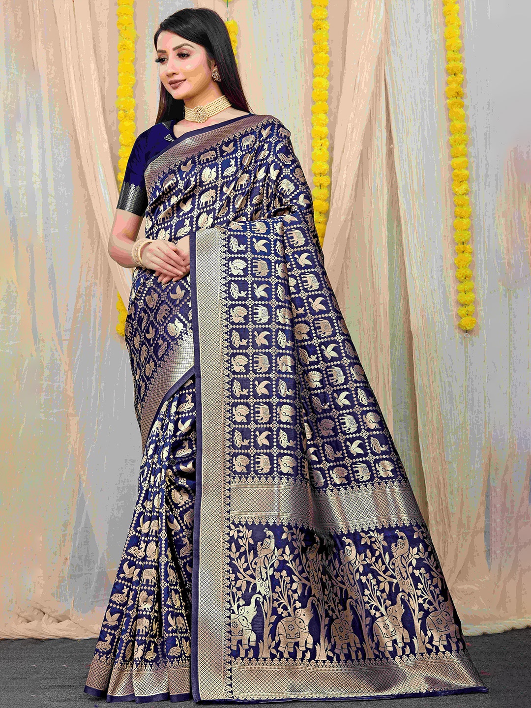 

amirat Woven Design Zari Pure Silk Banarasi Saree, Navy blue