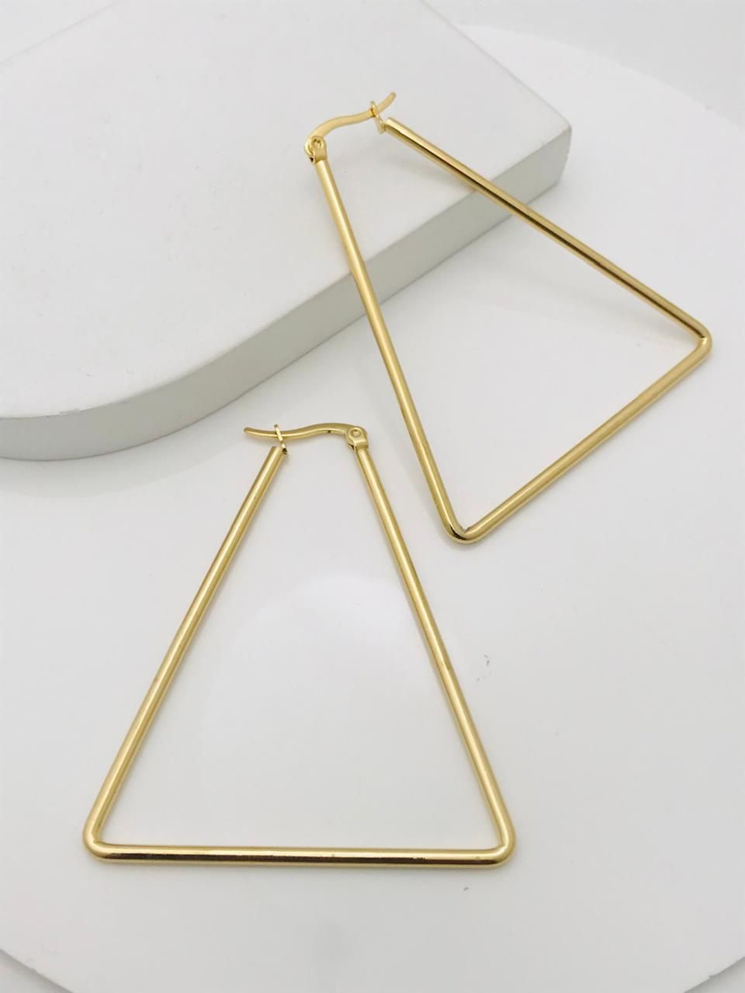 

ANJNI CREATION Gold-Plated Triangular Shaped Hoop Earrings