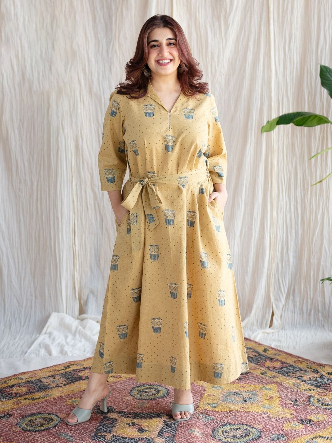 

THE INDIAN ETHNIC CO Printed Shirt Maxi Dress, Yellow