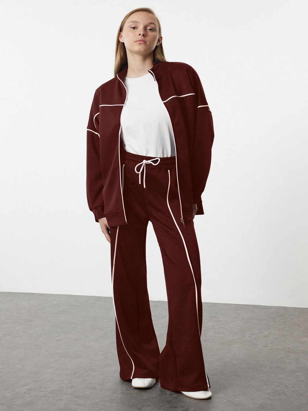 

Trendyol Mock Collar Tracksuit, Brown