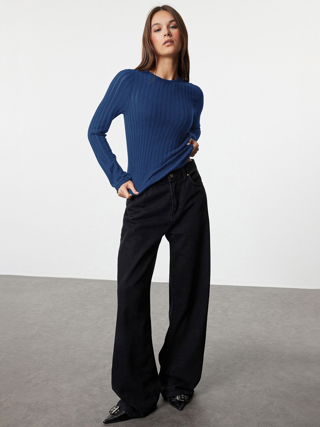 

Trendyol Round Neck Full Sleeves Ribbed Top, Blue