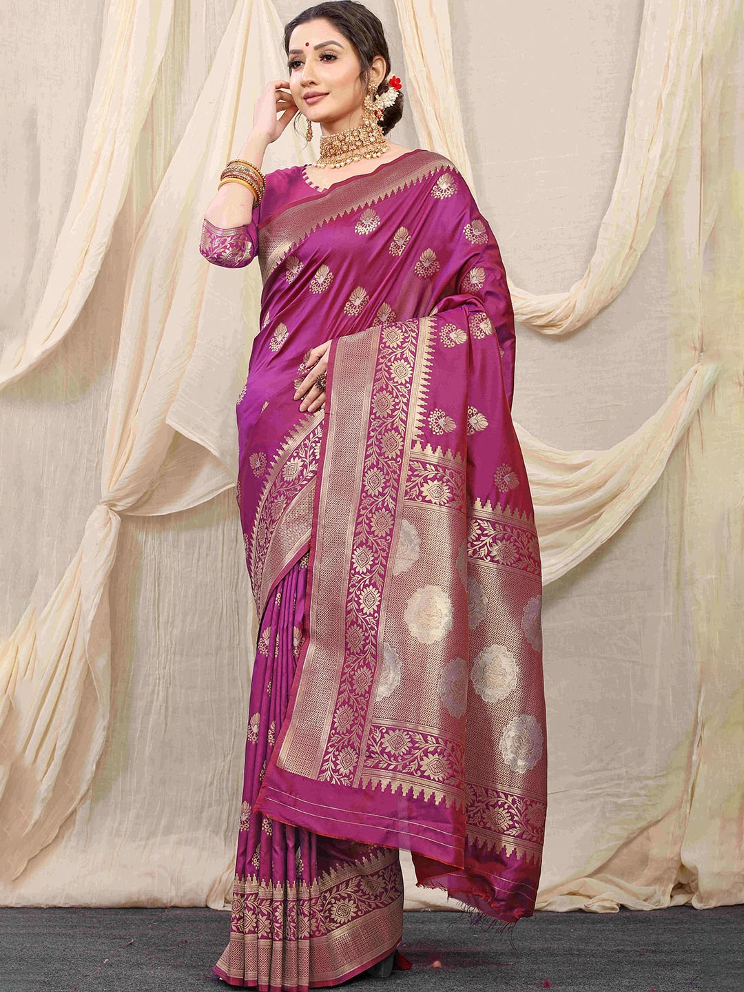 

amirat Ethnic Mofits Woven Design Zari Pure Silk Banarasi Saree, Purple