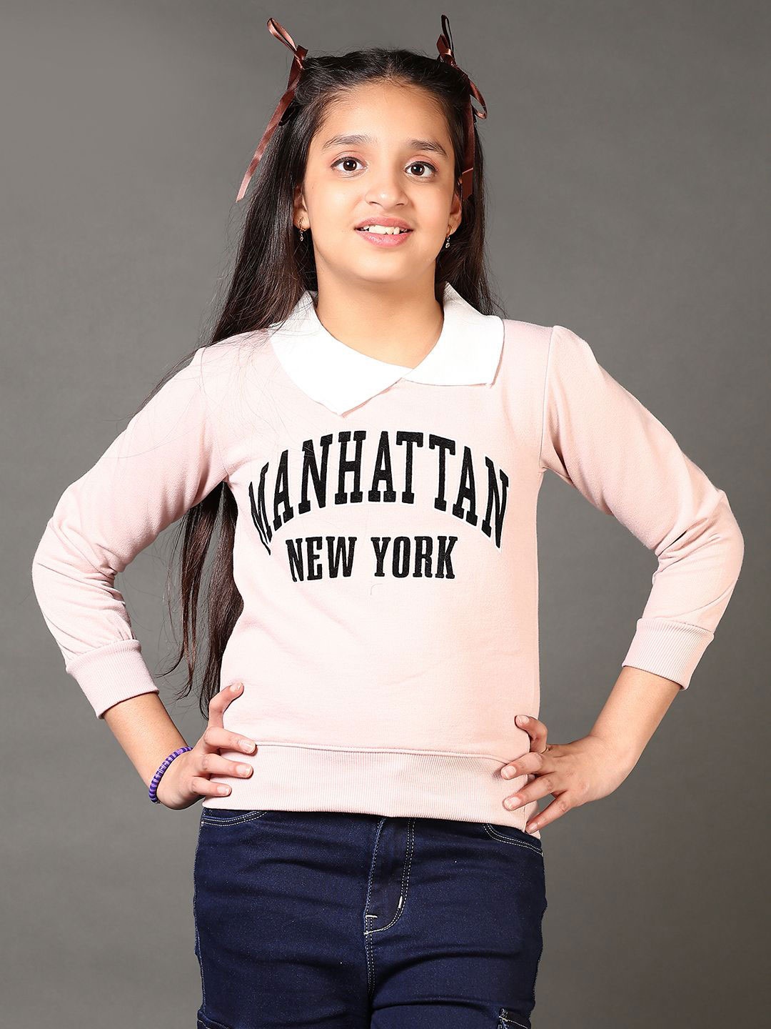 

V-Mart Girls Printed Sweatshirt, Peach