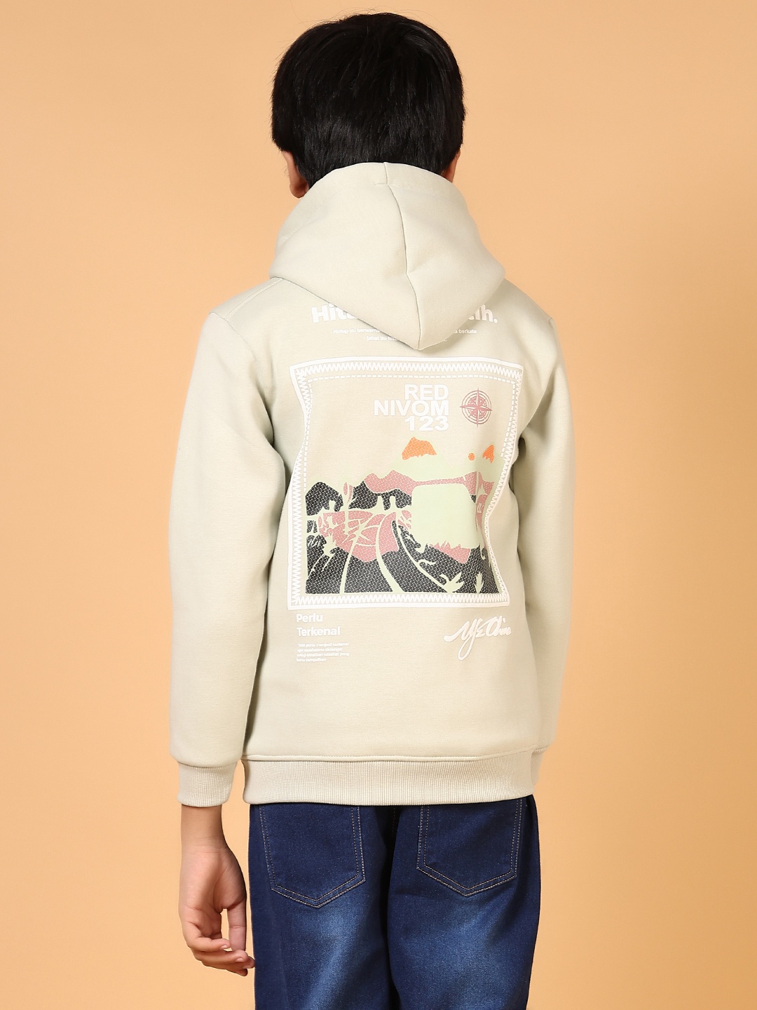 

V-Mart Boys Printed Sweatshirt, Green