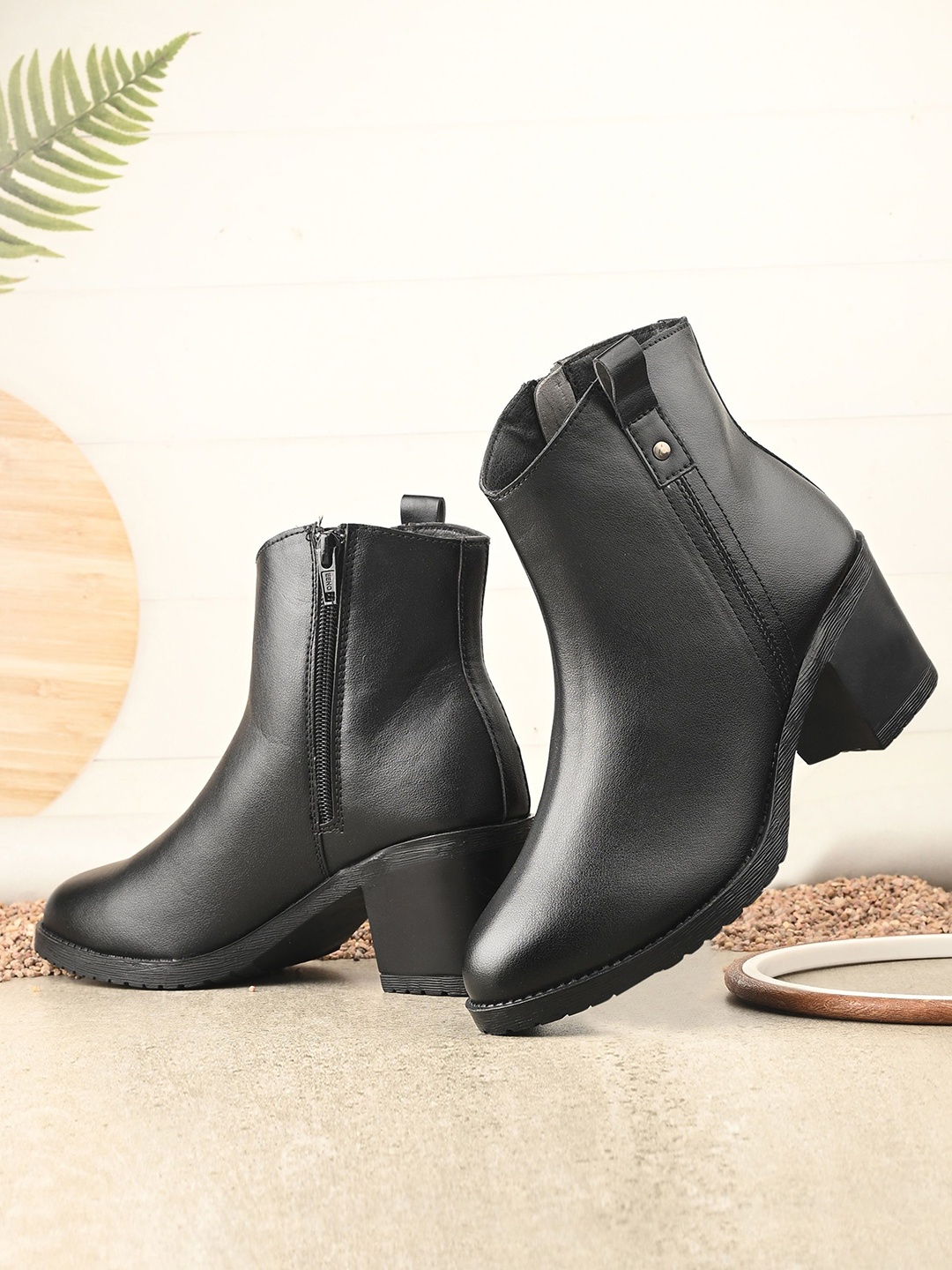 

The Roadster Lifestyle Co Women Block Heel Regular Boots, Black