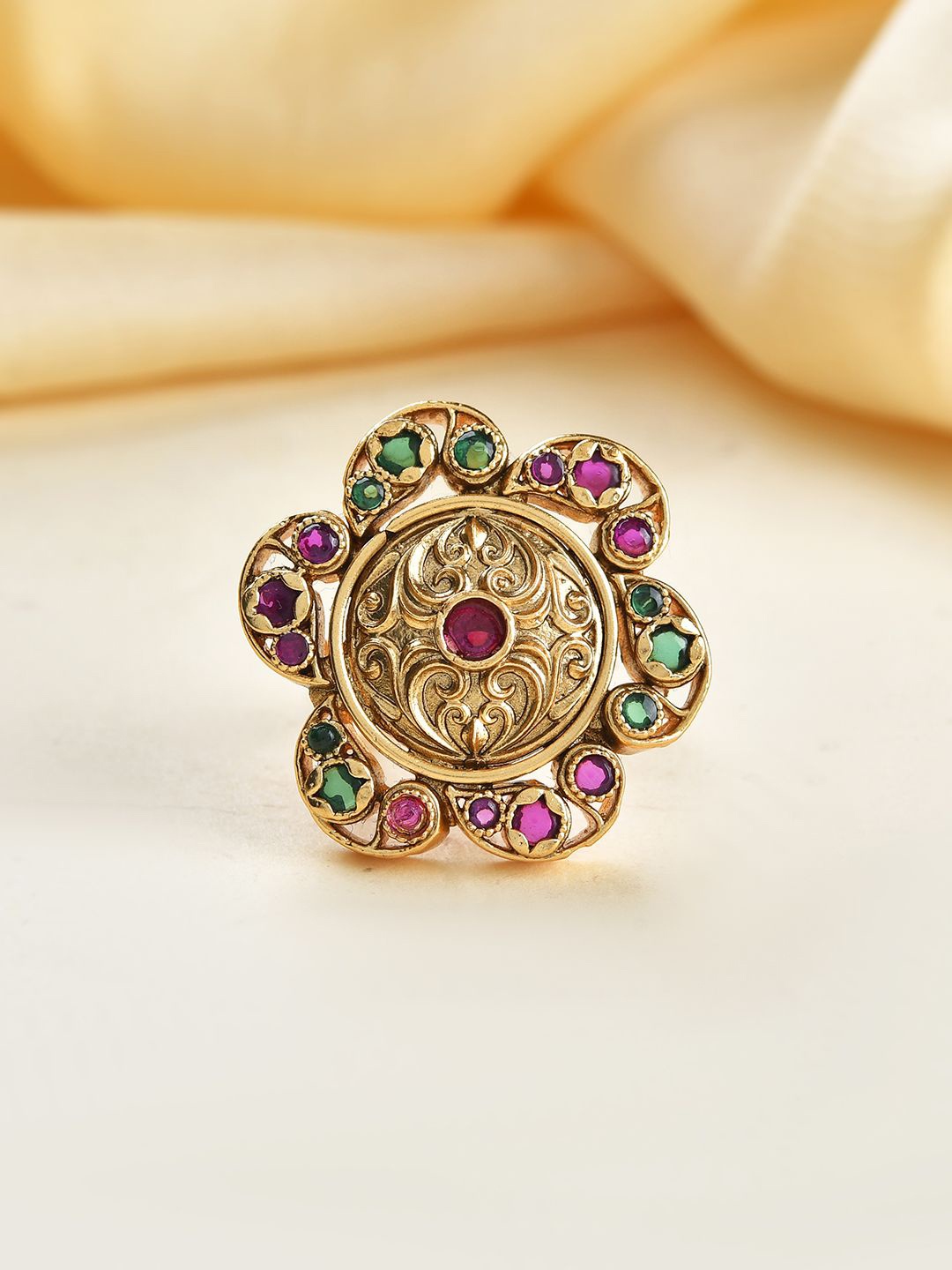 

Voylla Gold Opulence Lavanya Temple Ring