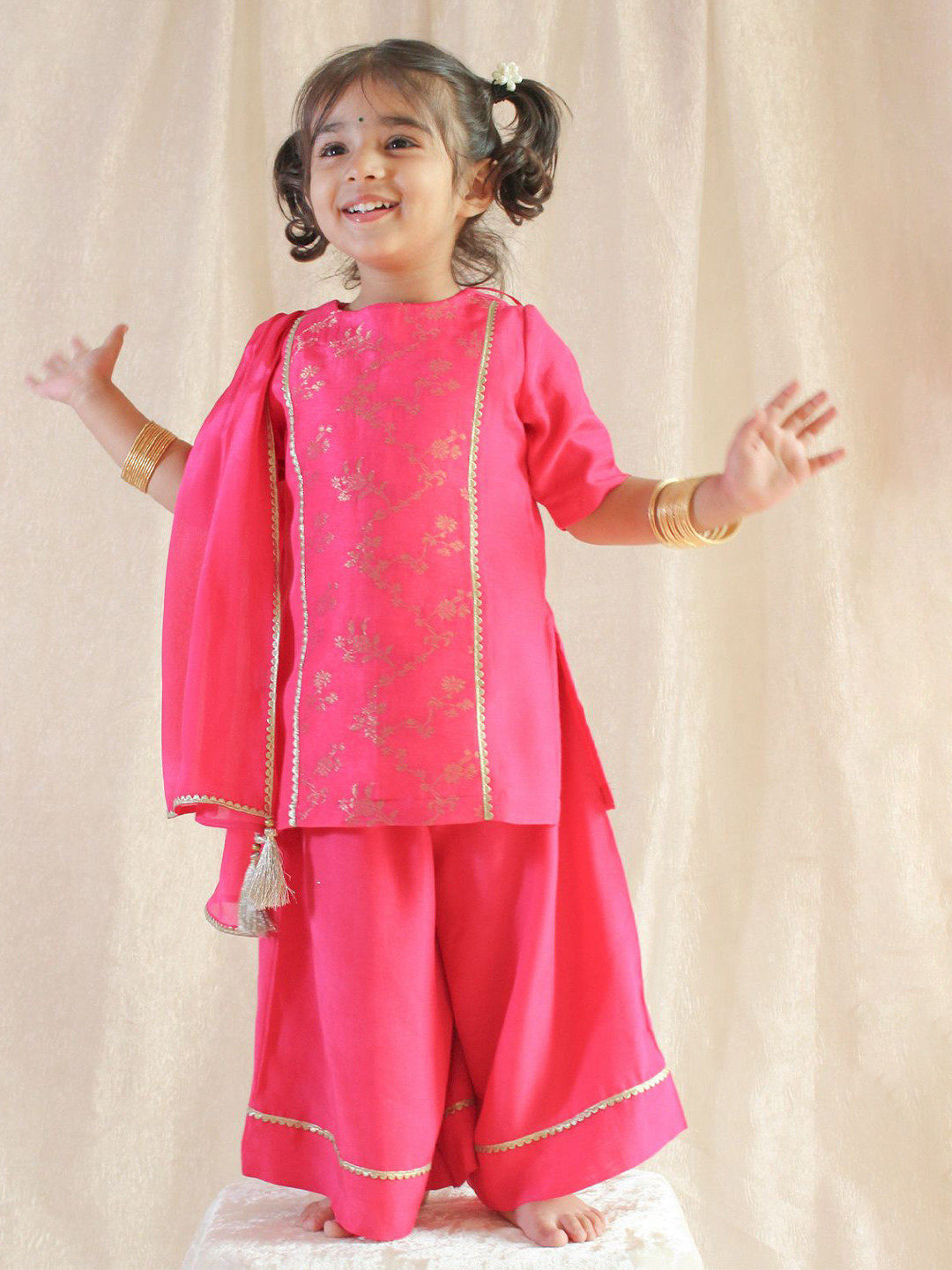 

Tiber Taber Girls Floral Woven Design Gotta Patti Straight Kurta With Palazzos & Dupatta, Pink