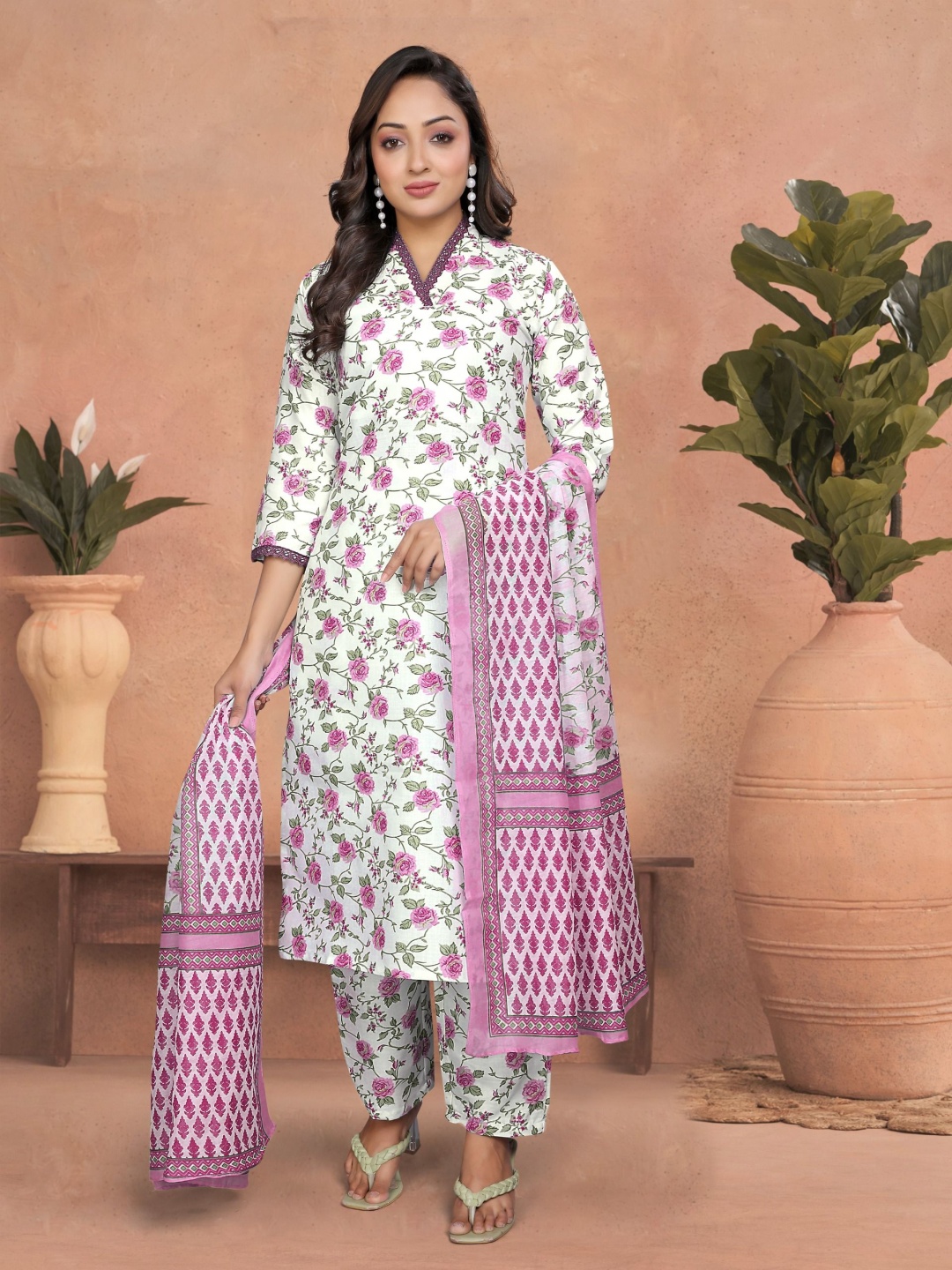 

KATECLO Floral Printed V Neck Pure Cotton Kurta With Trousers & Dupatta, Pink